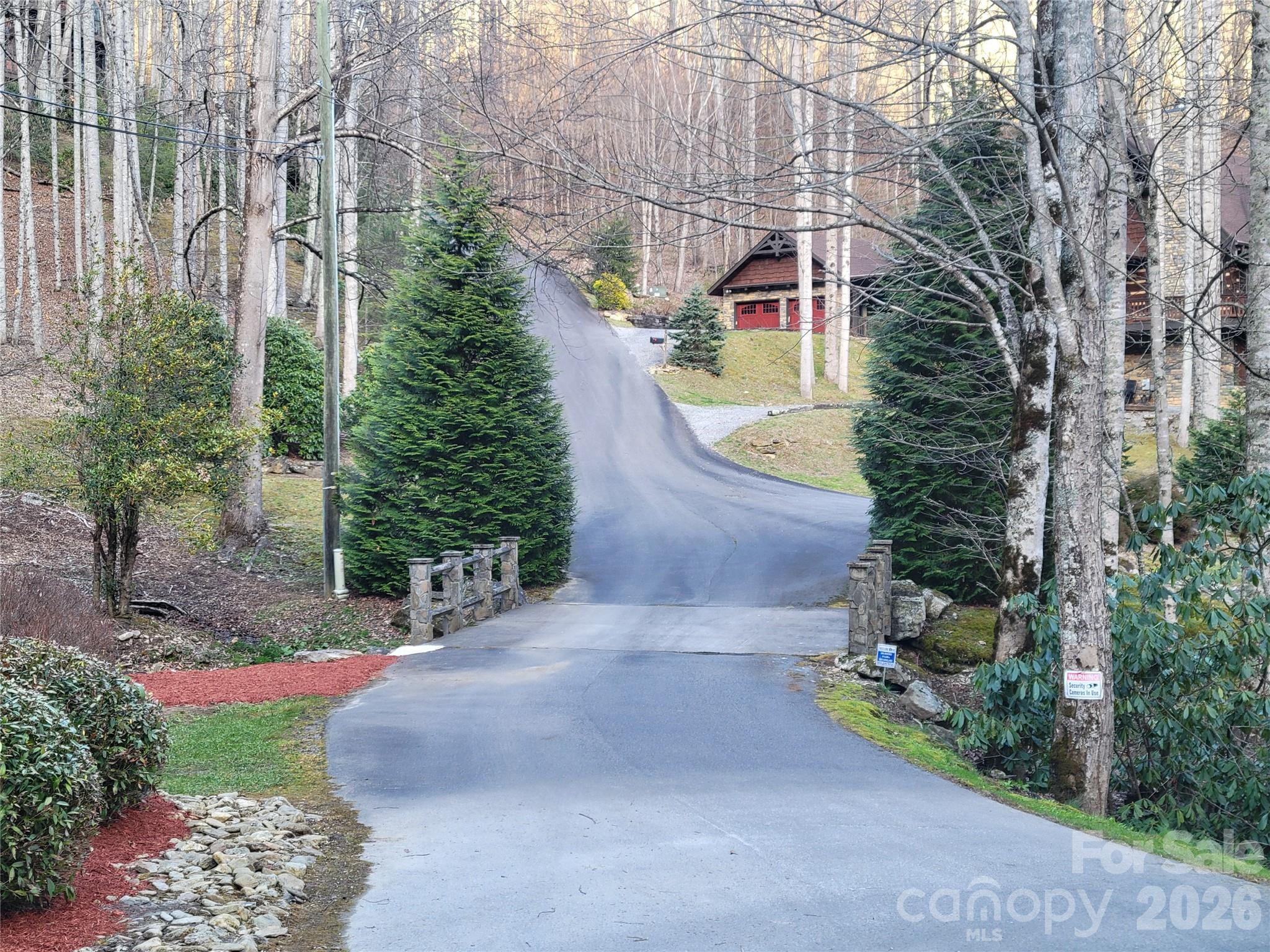 00 Covecrest Drive 1 Property Photo 3