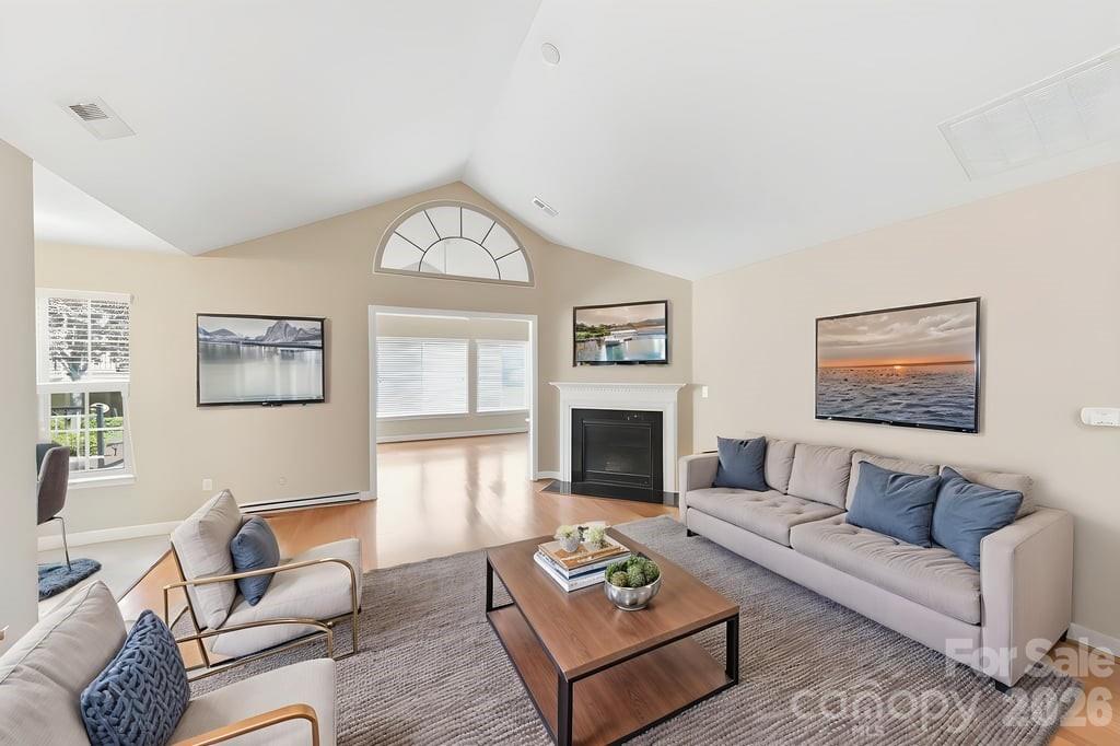 5224 Polo Gate Boulevard Property Photo 8