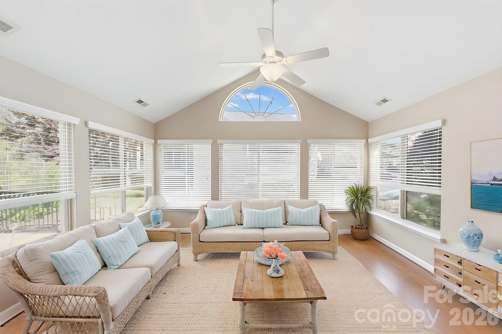 5224 Polo Gate Boulevard Property Photo 11