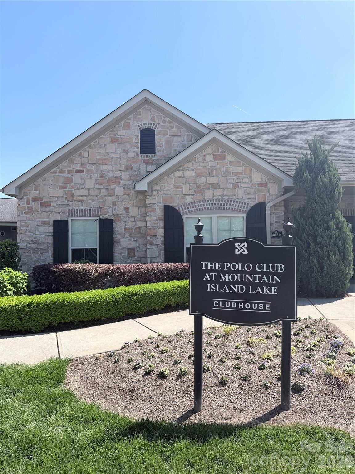5224 Polo Gate Boulevard Property Photo 28