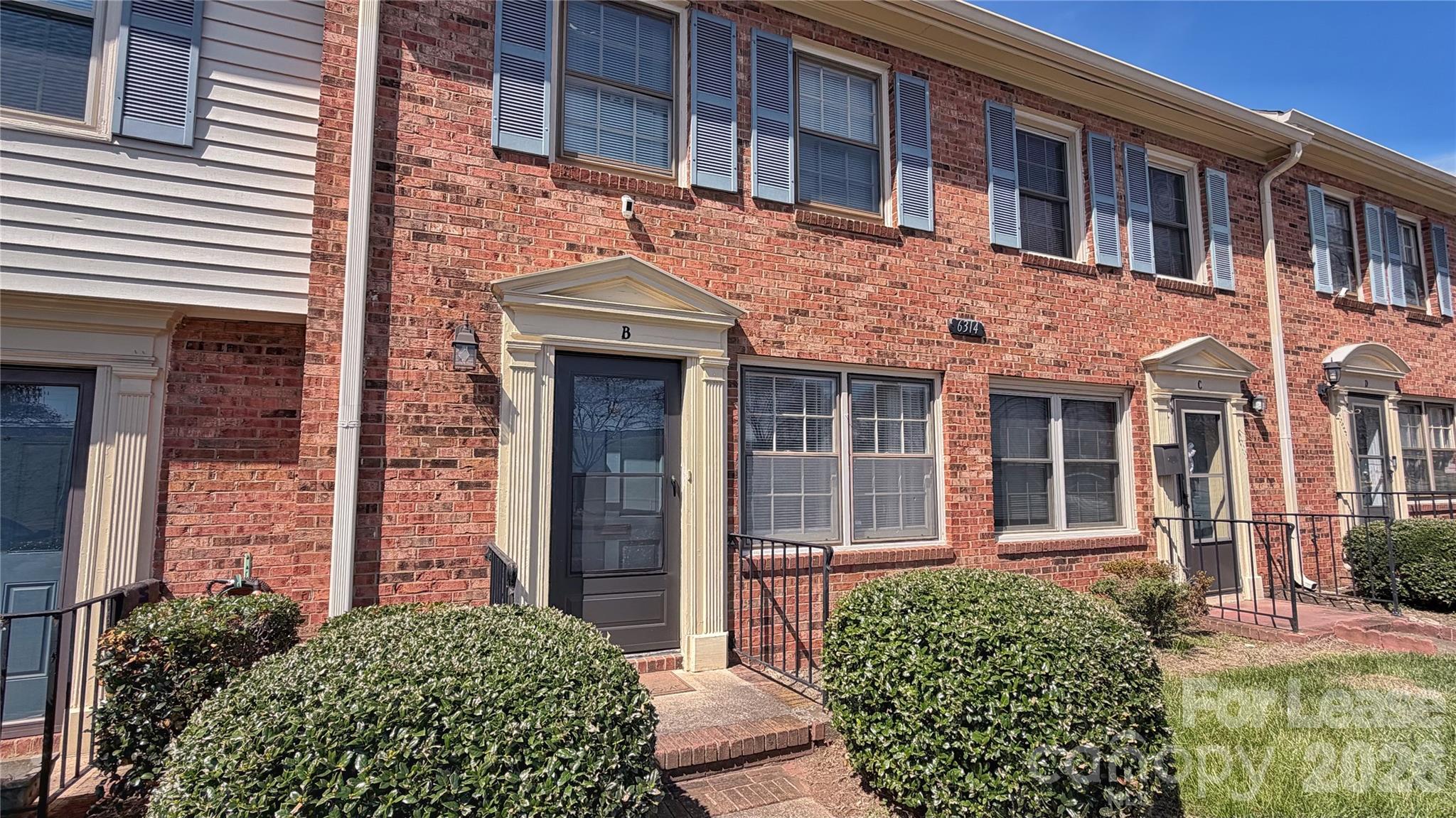 6314 Old Pineville Road B Property Photo 1