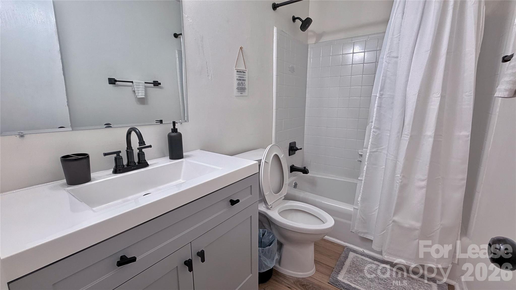 6314 Old Pineville Road B Property Photo 10