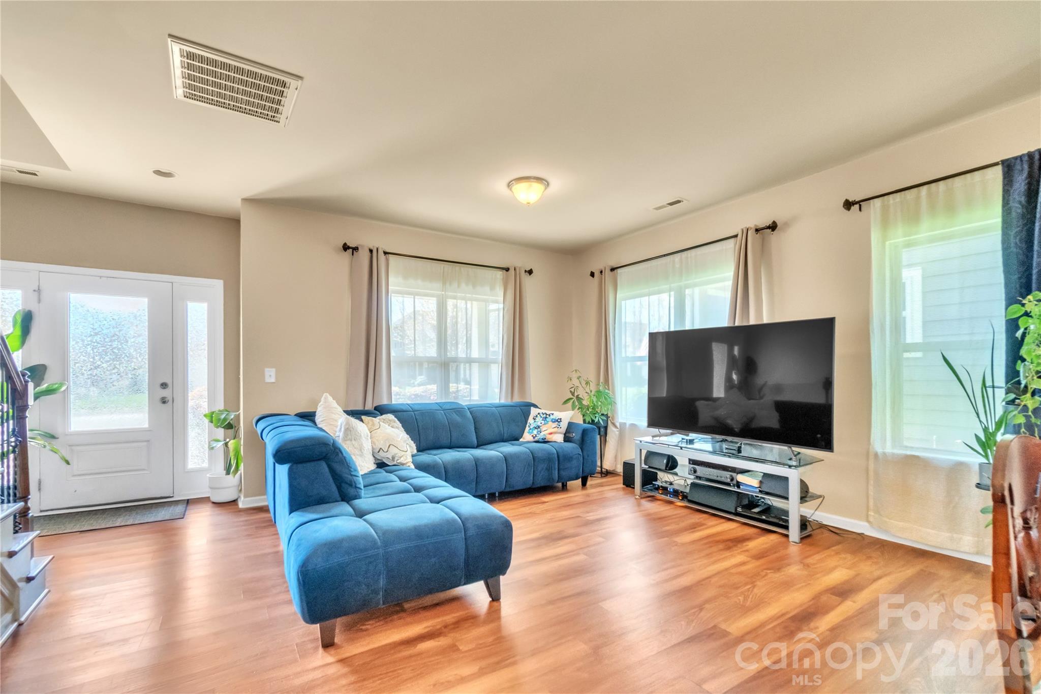 111 Canter Lane Property Photo 4