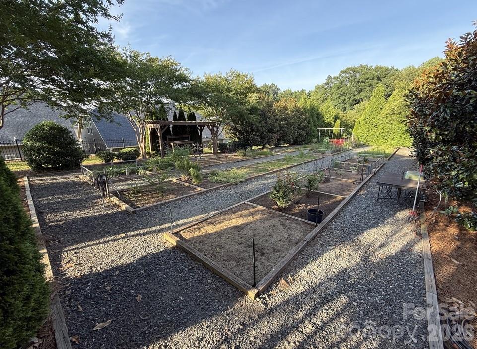 111 Canter Lane Property Photo 41