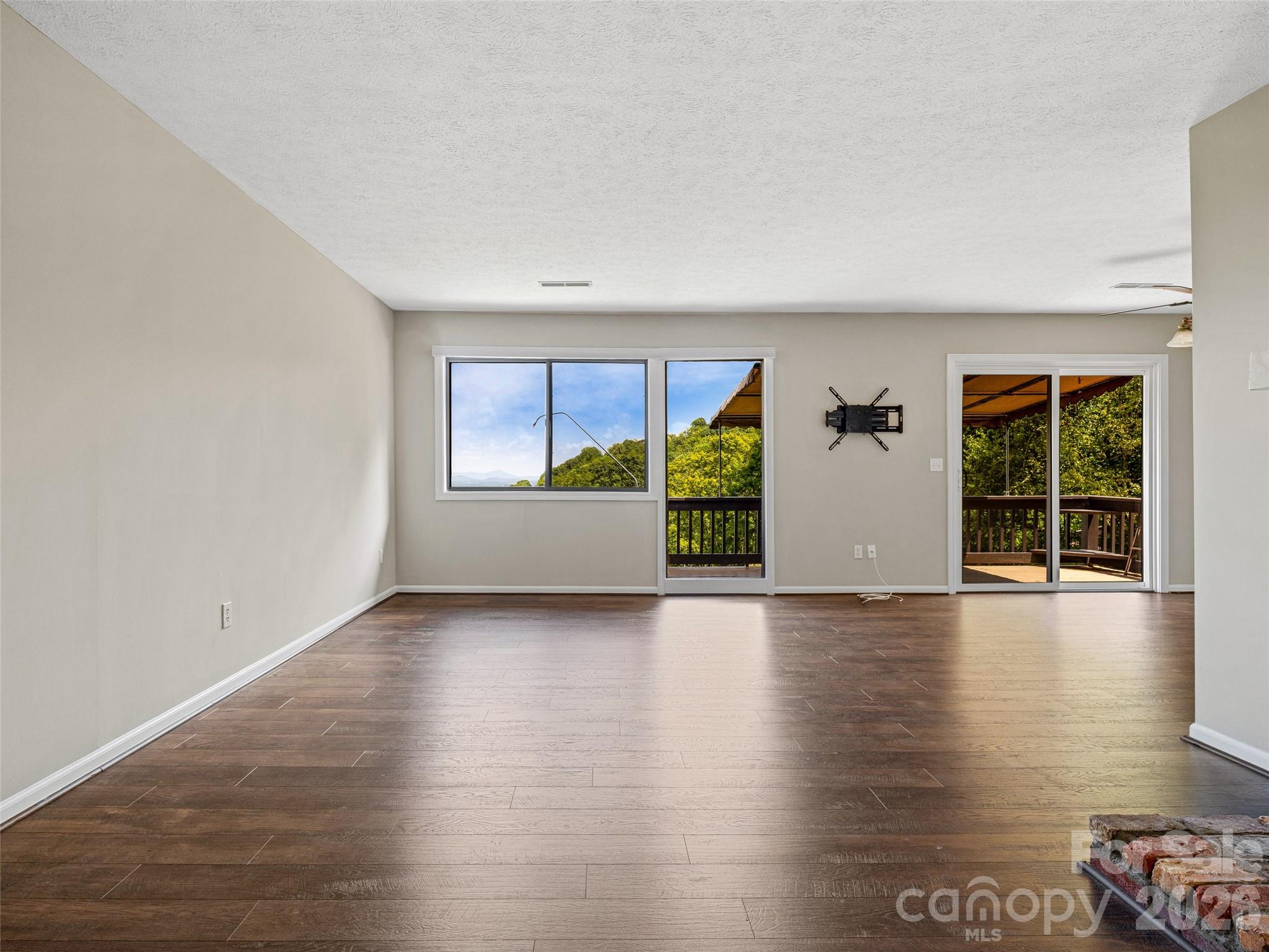 128 Country Ridge Road Property Photo 7