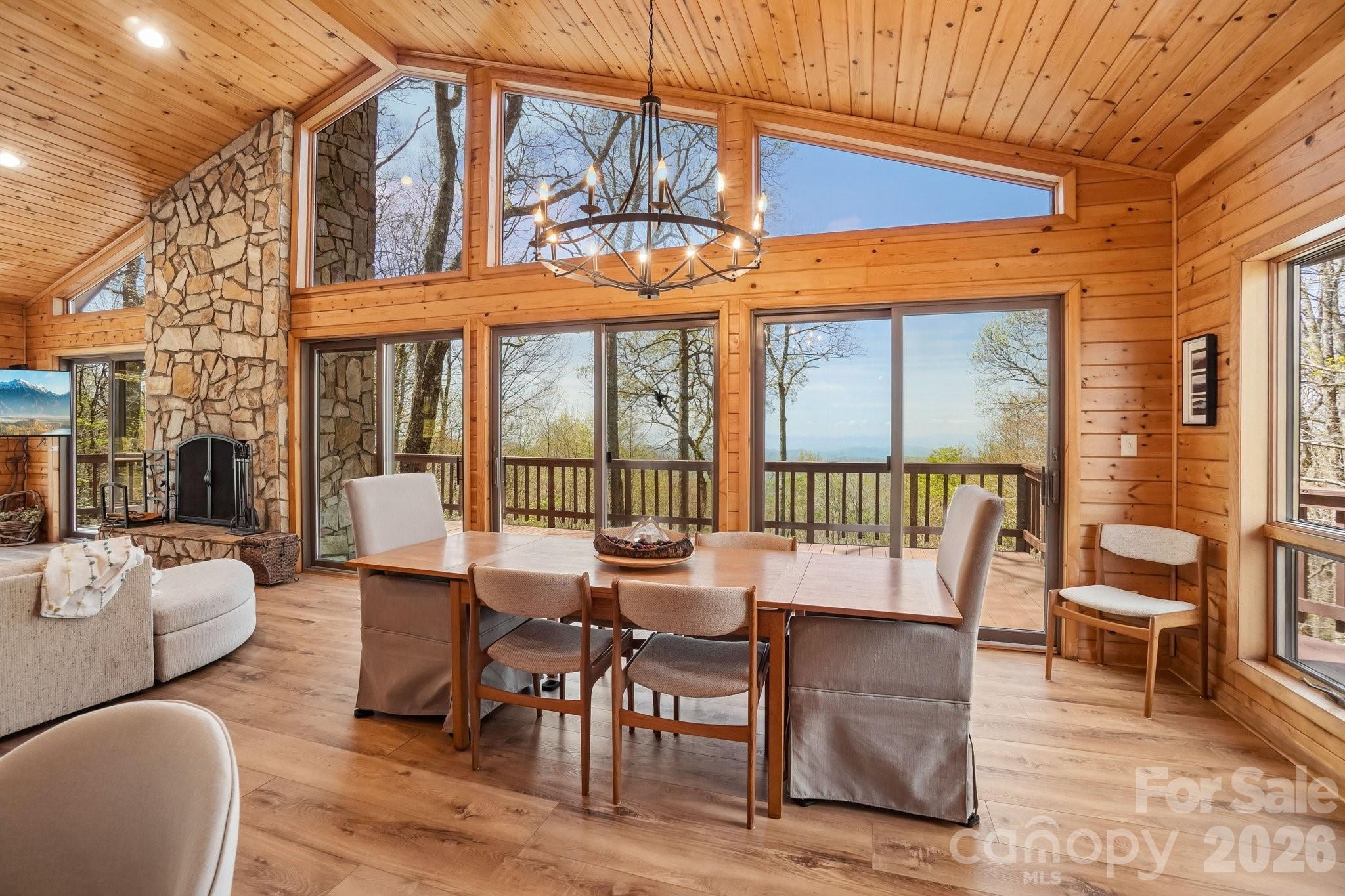 34 Wolfs Head Court Property Photo 19