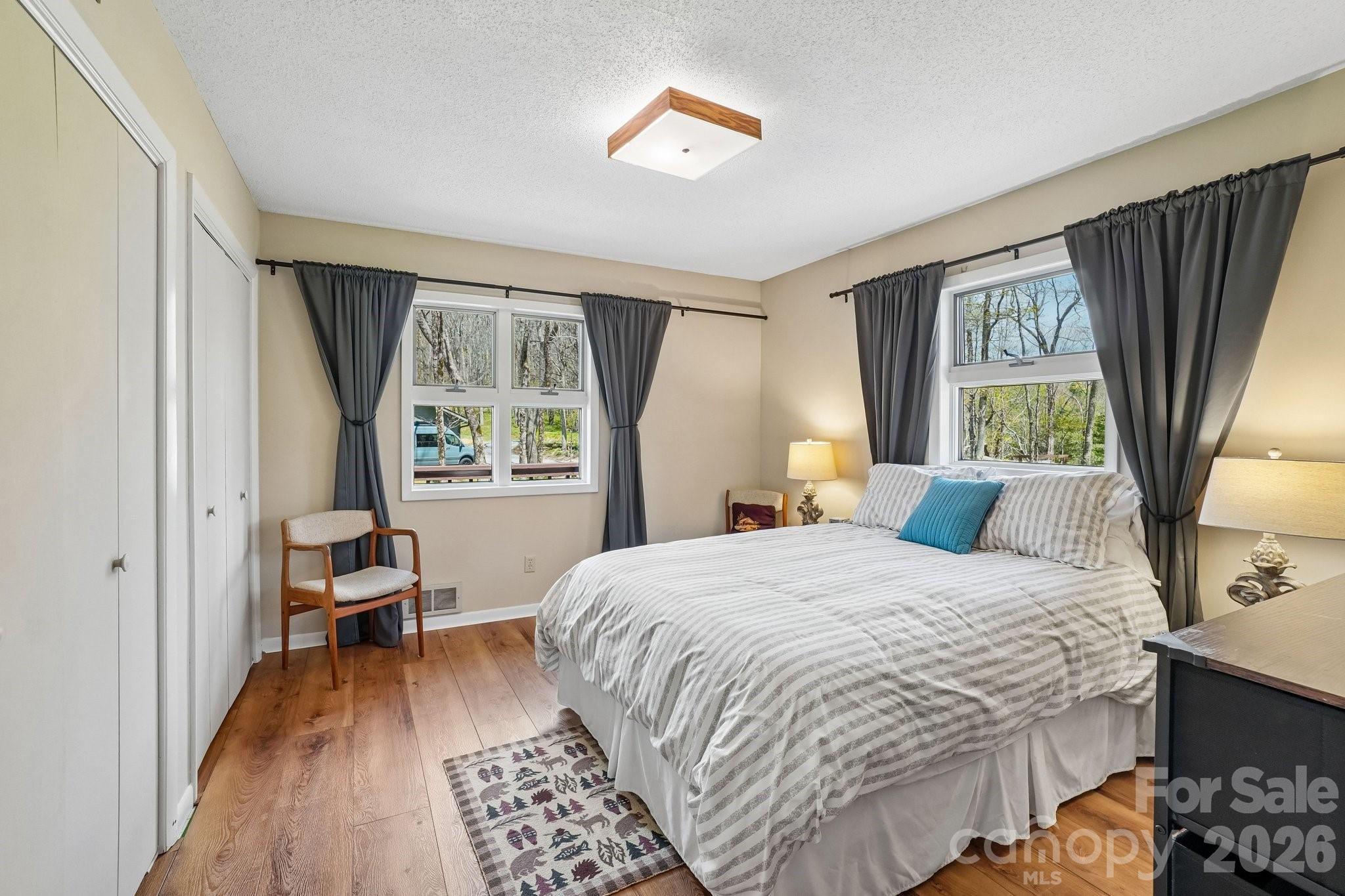 34 Wolfs Head Court Property Photo 24