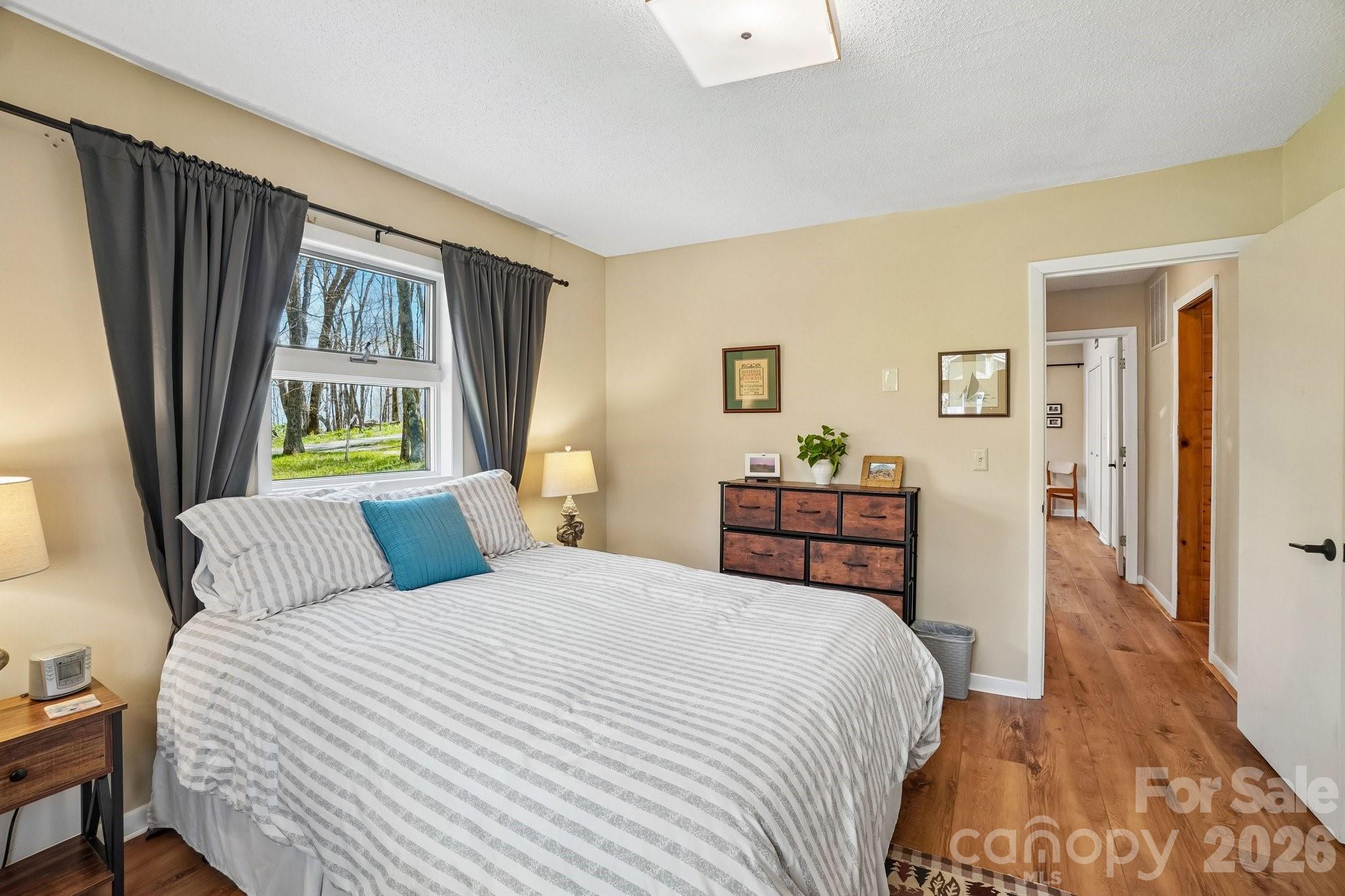 34 Wolfs Head Court Property Photo 25