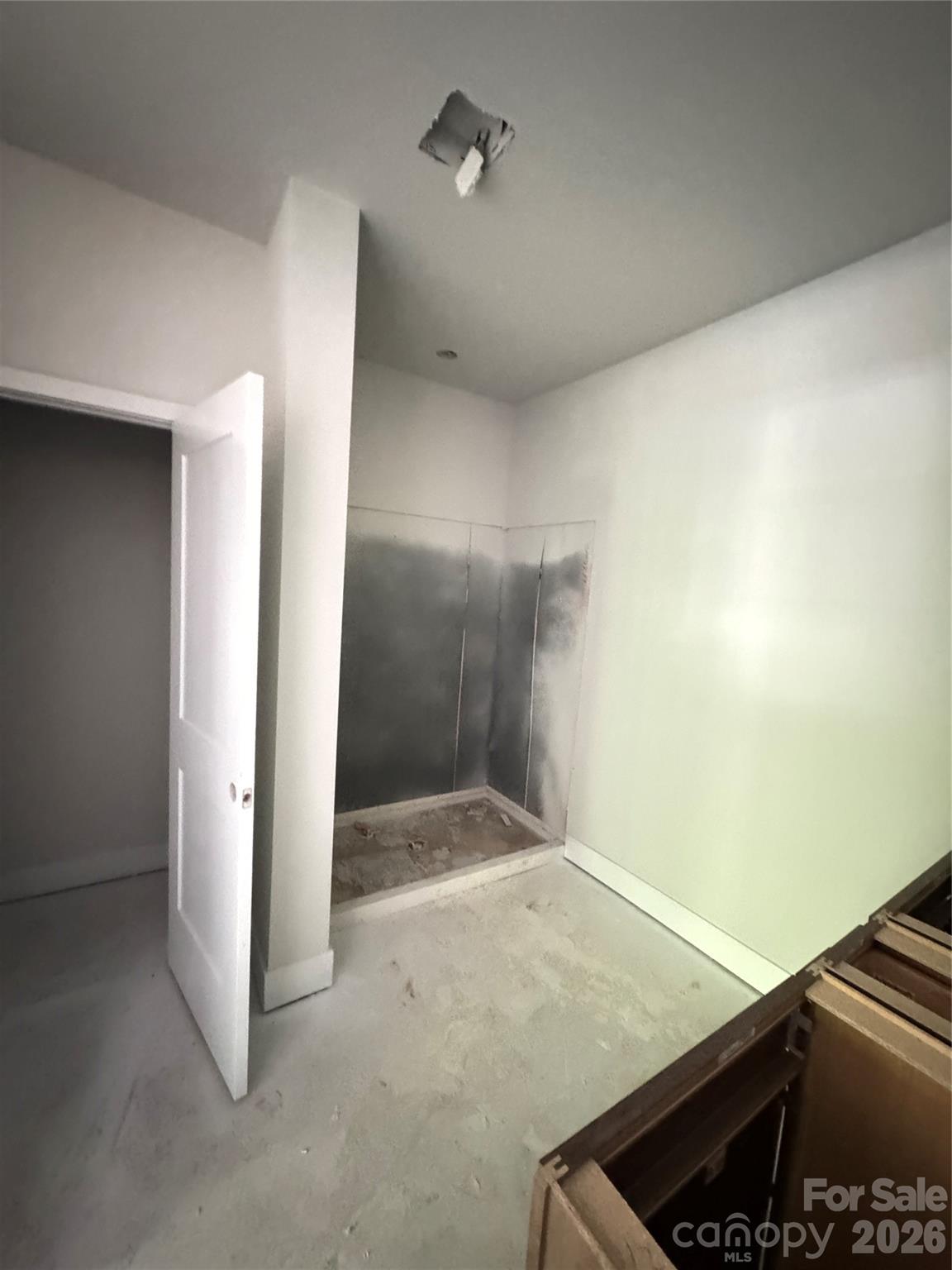 1085 Kildare Drive 67 Property Photo 19