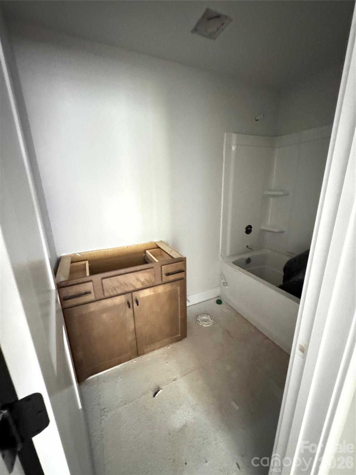 1085 Kildare Drive 67 Property Photo 23