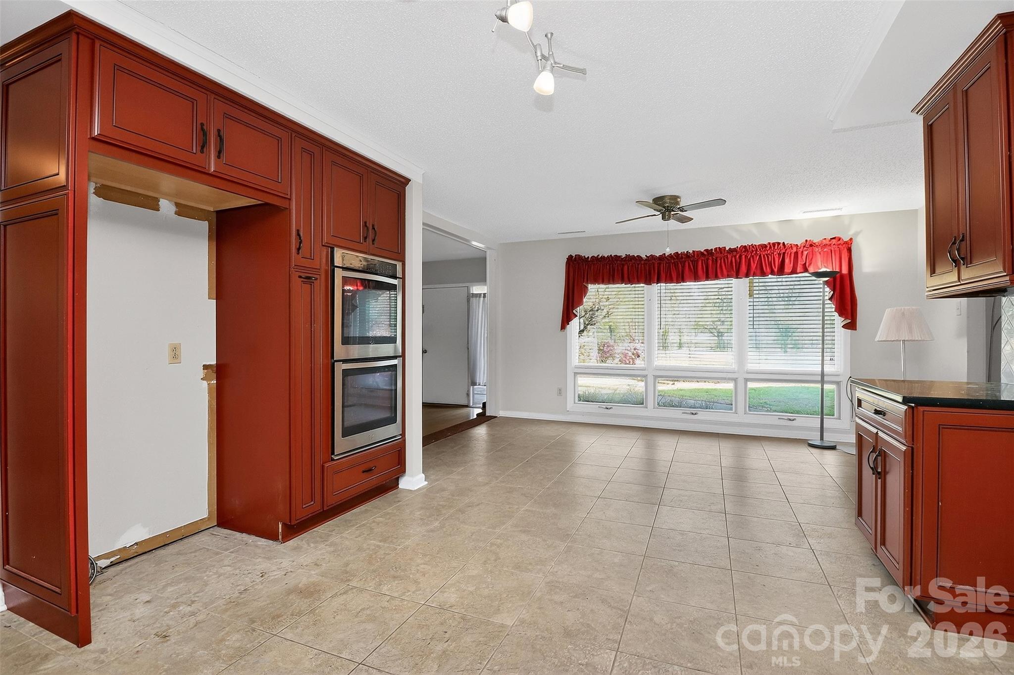 9516 Westmoreland Road Property Photo 13