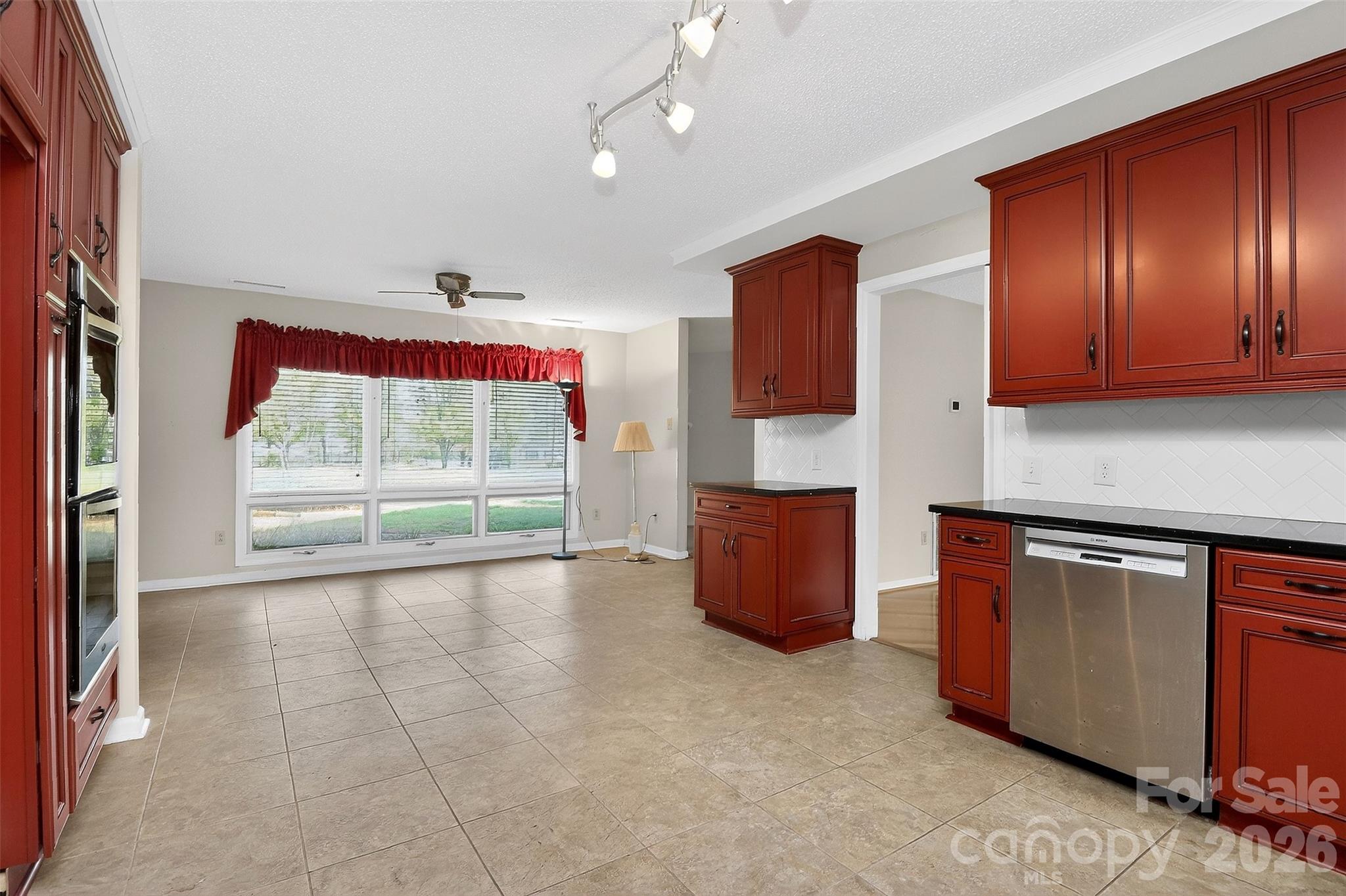 9516 Westmoreland Road Property Photo 15