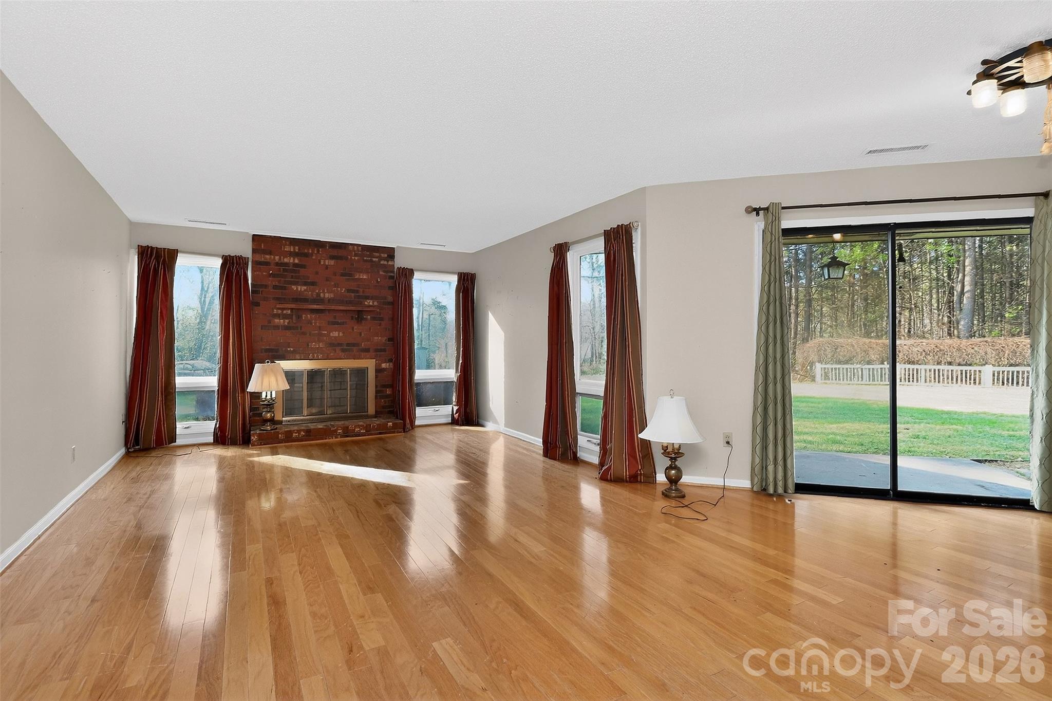 9516 Westmoreland Road Property Photo 16