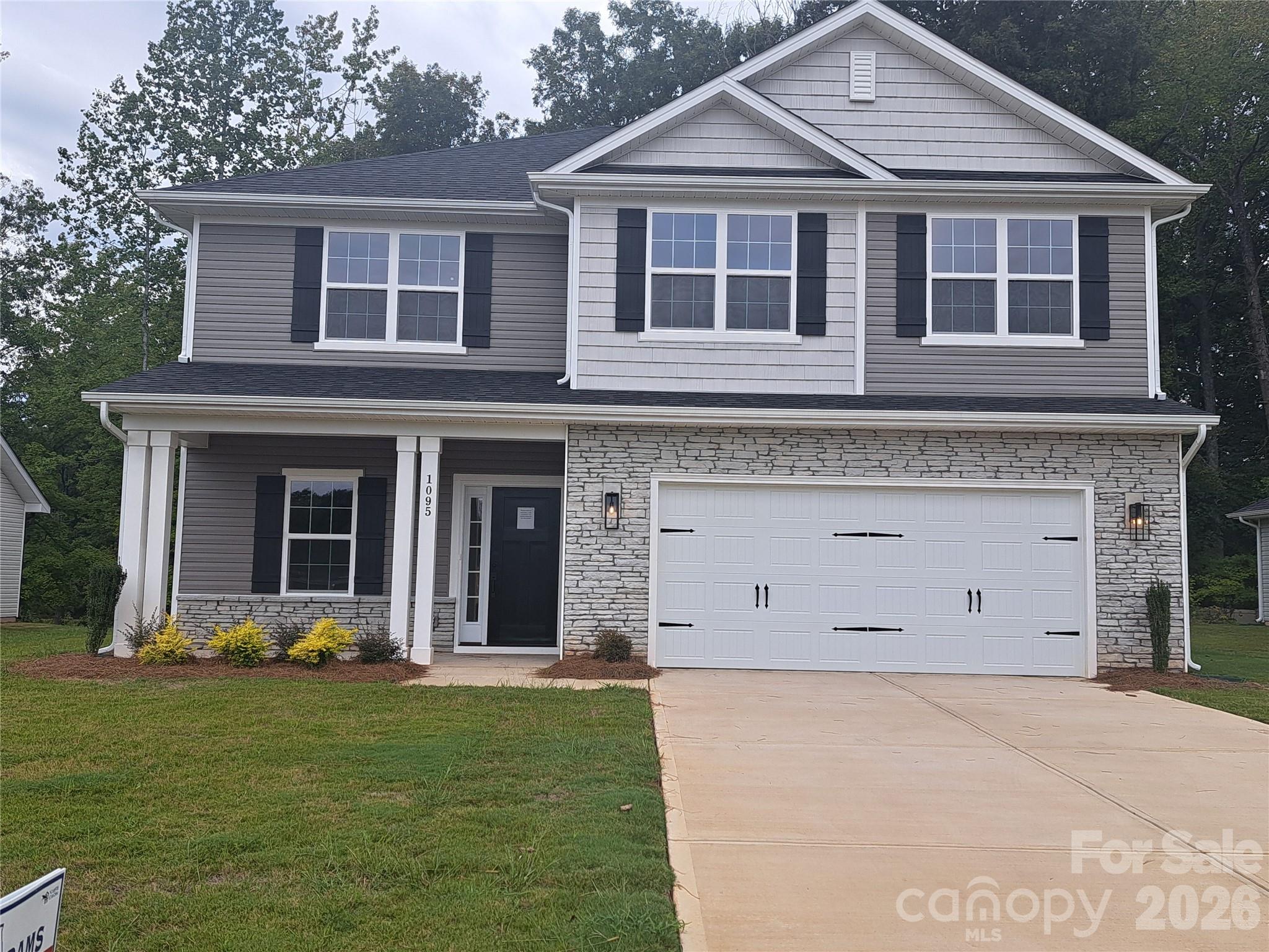 1095 Kildare Drive 68 Property Photo 1