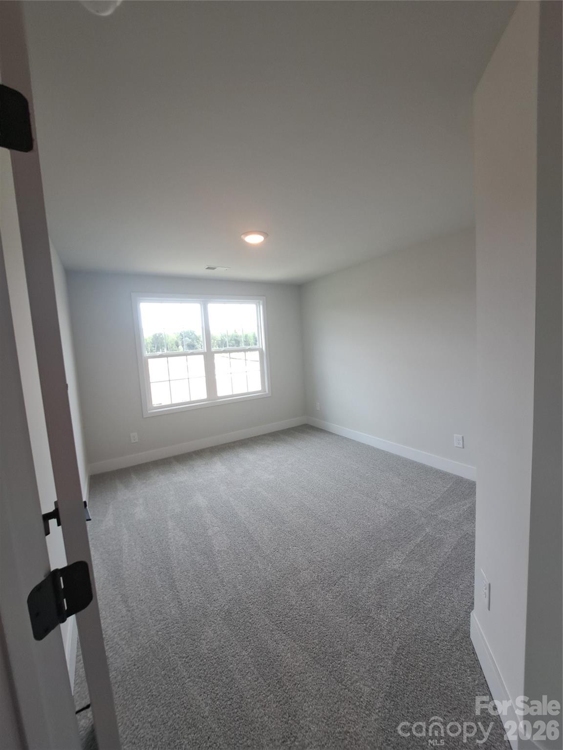 1095 Kildare Drive 68 Property Photo 14