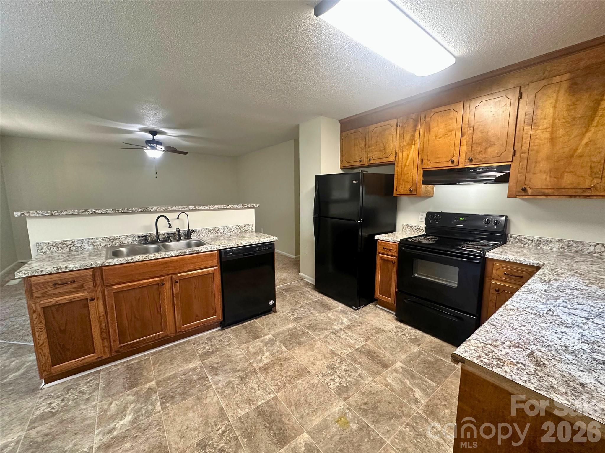 7 Rosewood Lane Property Photo 9