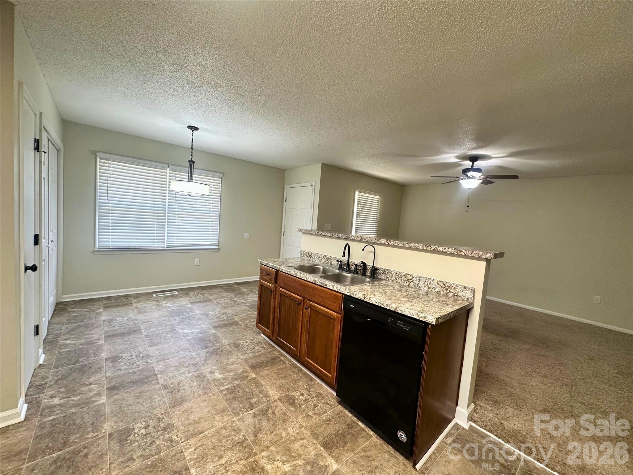 7 Rosewood Lane Property Photo 10