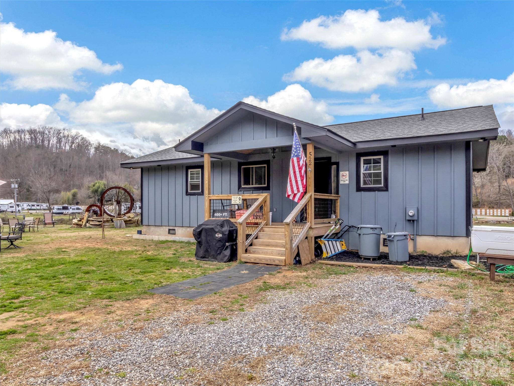 522 N River Road Property Photo 20