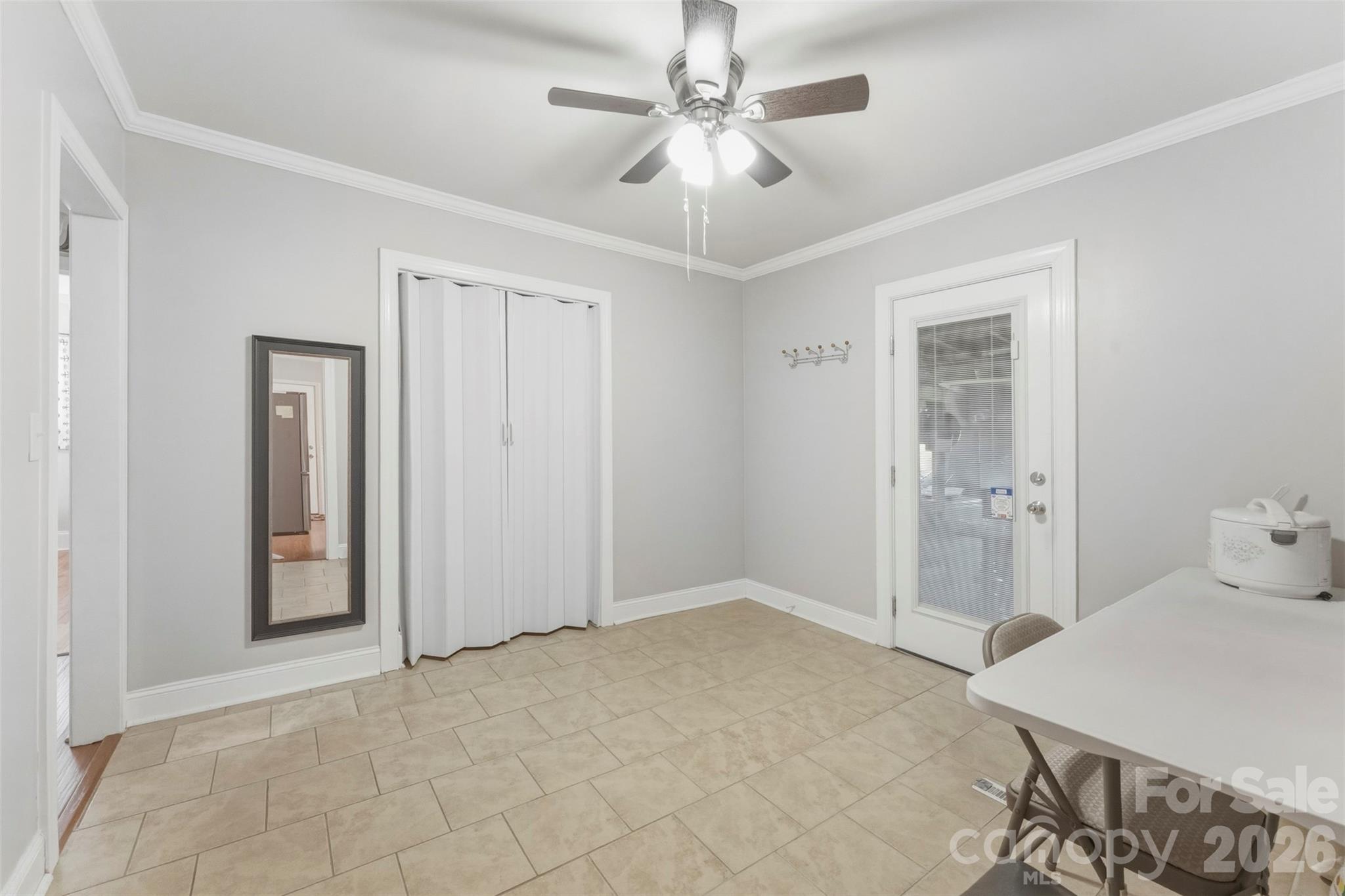 1213 E Park Drive Property Photo 13