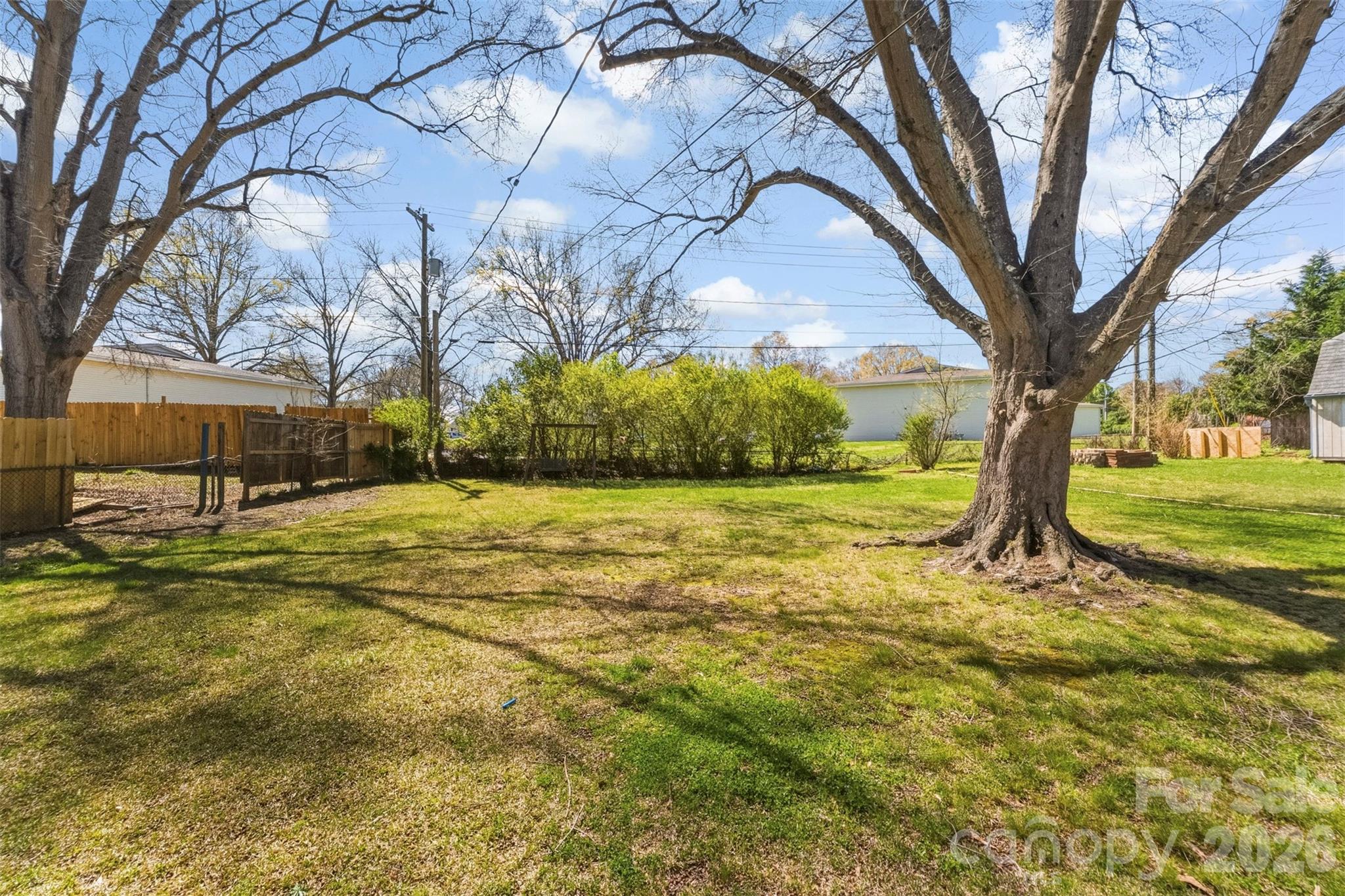 1213 E Park Drive Property Photo 21