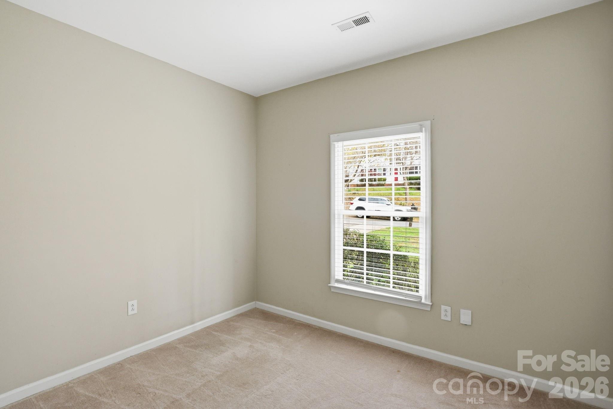 15733 Berryfield Street Property Photo 26