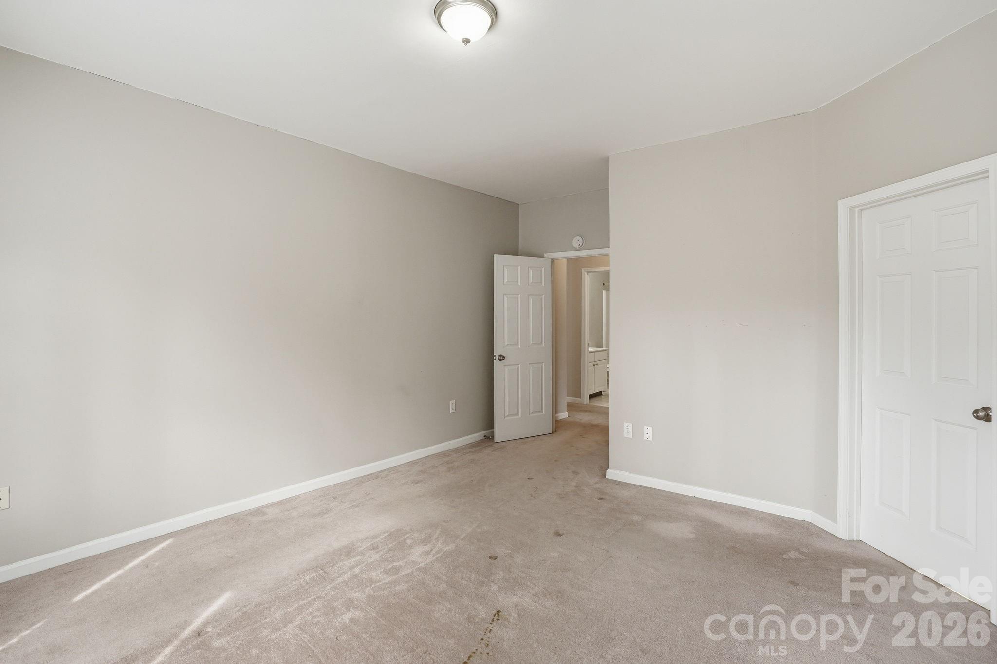 15733 Berryfield Street Property Photo 31