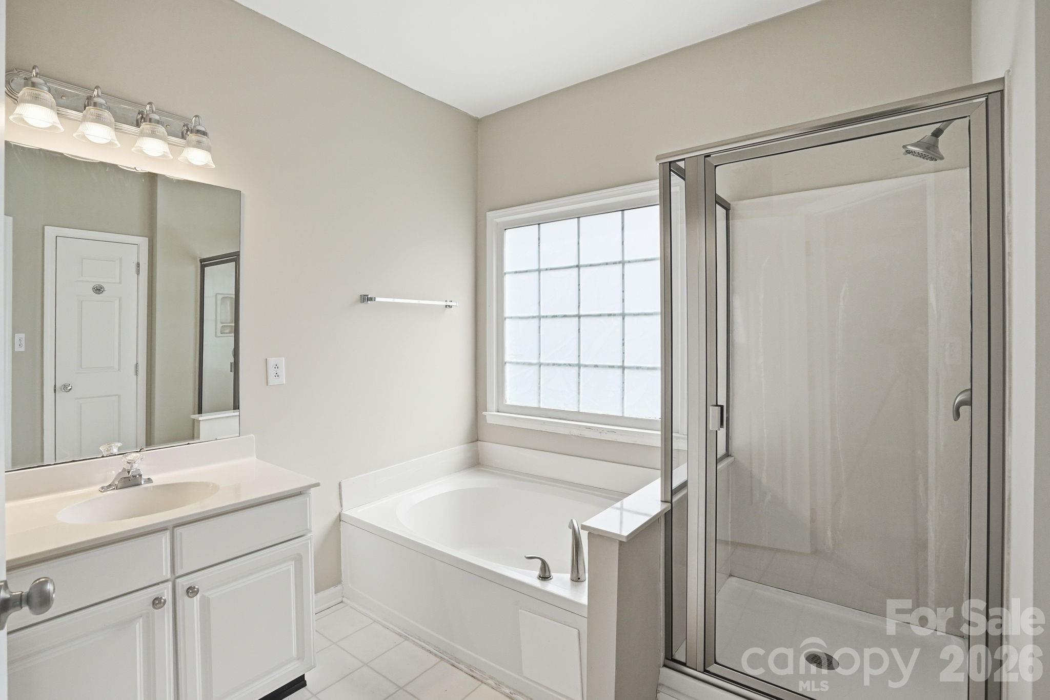 15733 Berryfield Street Property Photo 33