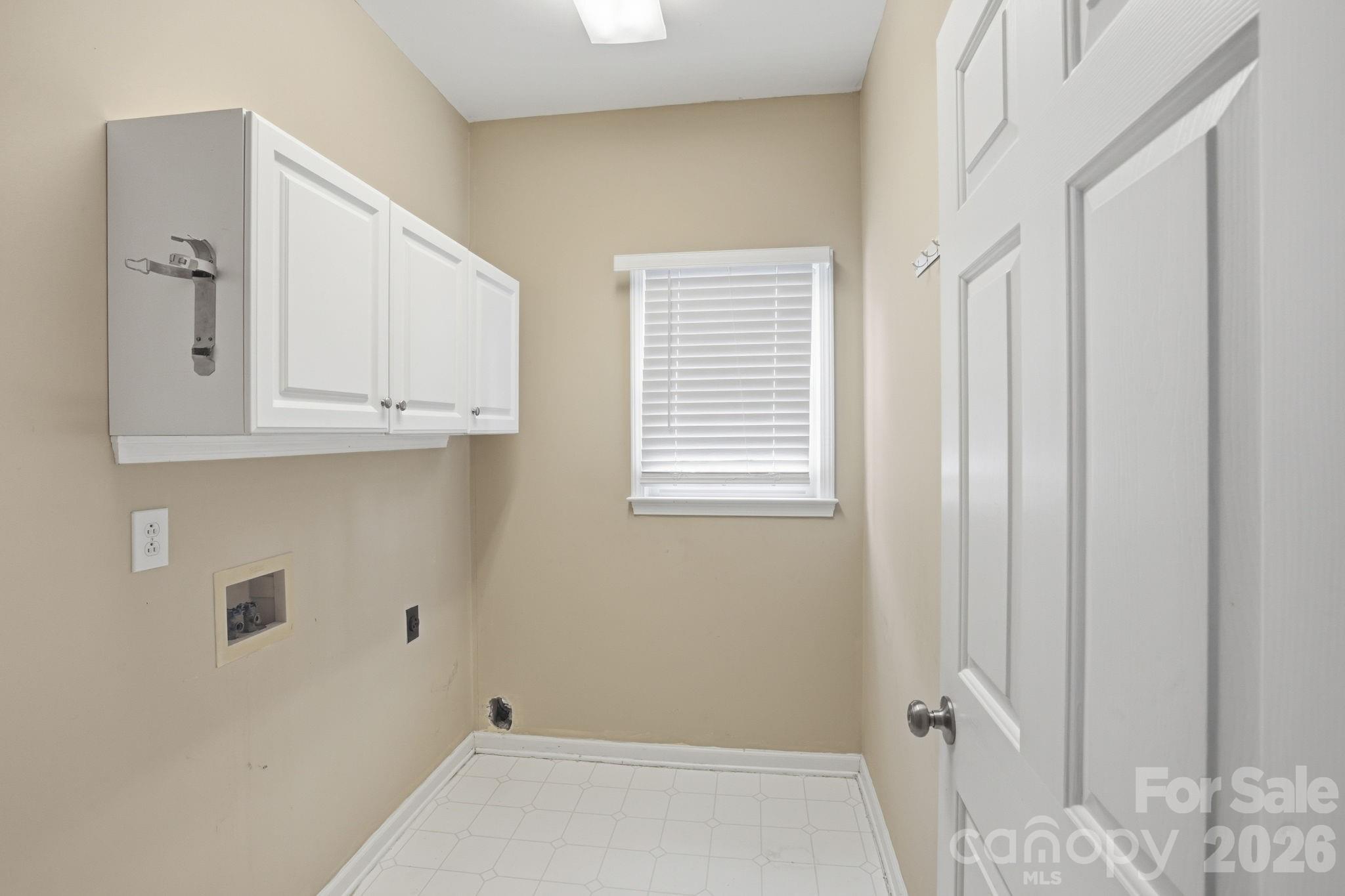 15733 Berryfield Street Property Photo 38