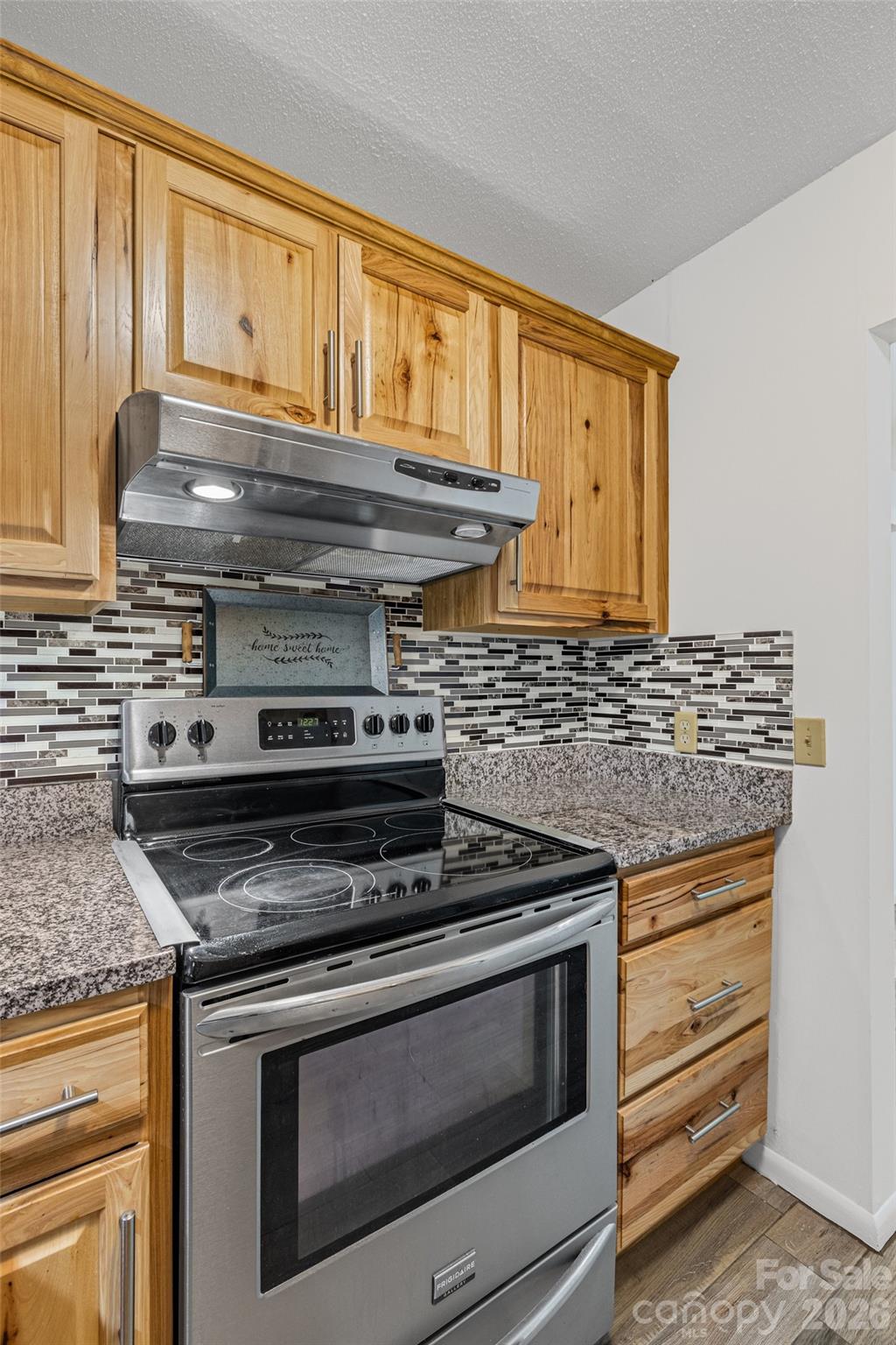2636 Park Road B Property Photo 4