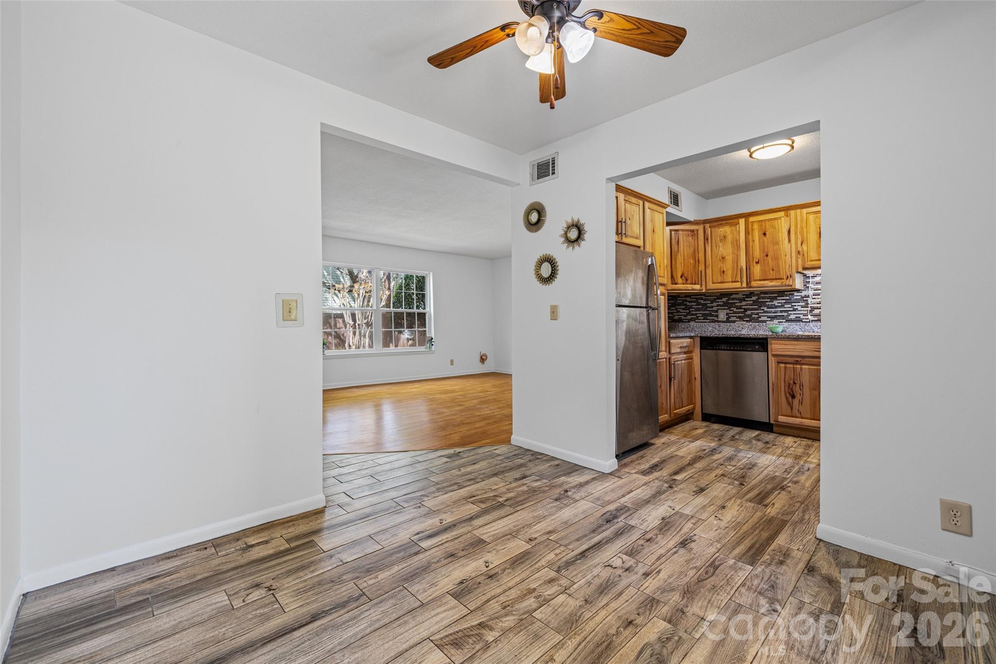 2636 Park Road B Property Photo 6