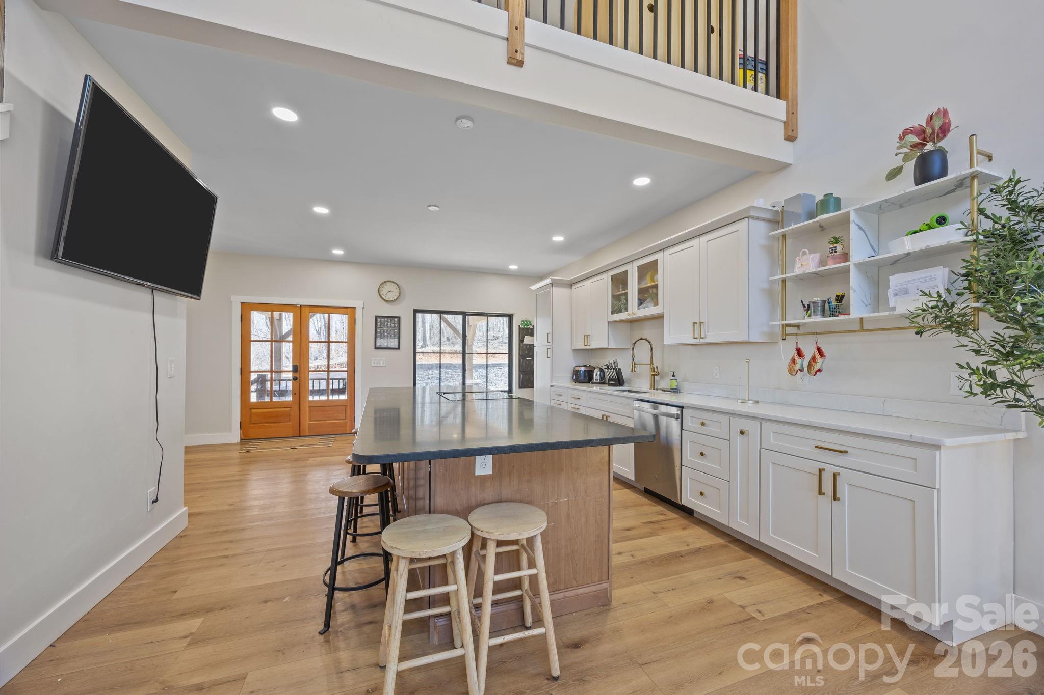 215 Ridgeway Road Property Photo 9