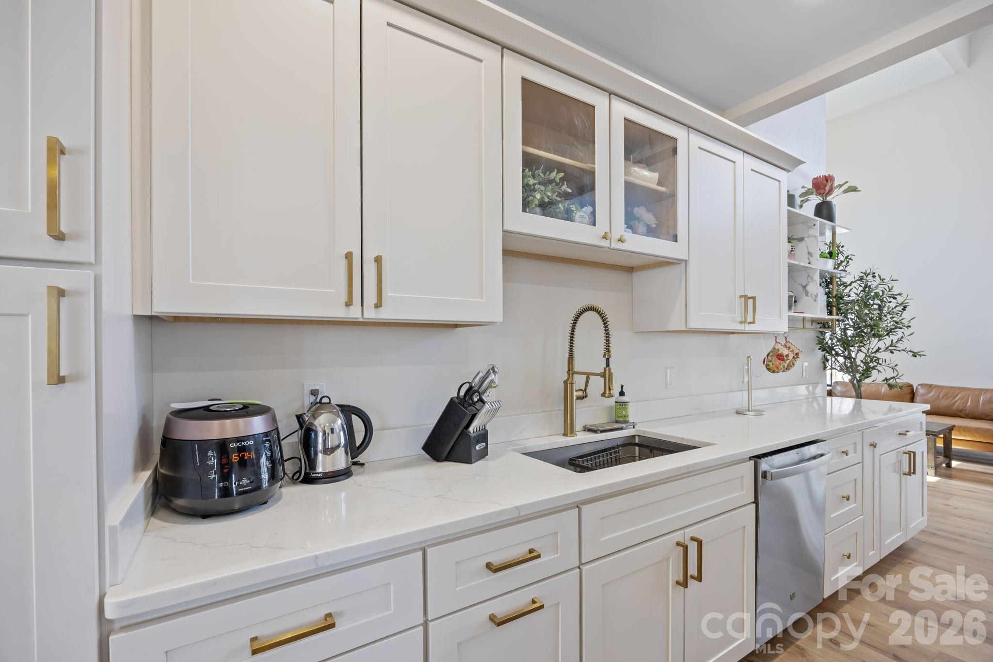 215 Ridgeway Road Property Photo 11