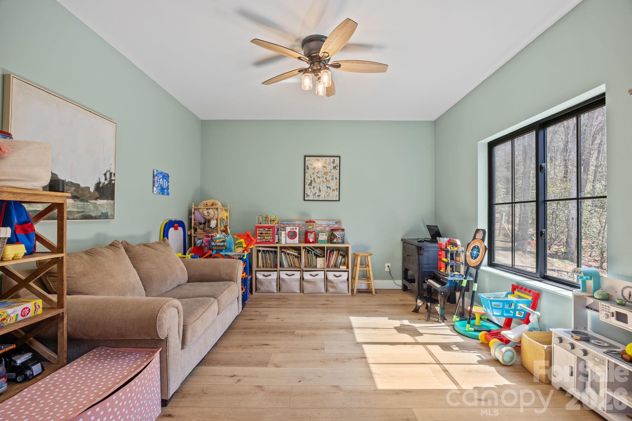 215 Ridgeway Road Property Photo 22