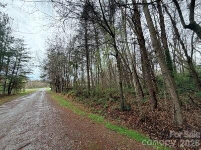 2504 Newton Drive Property Photo 7