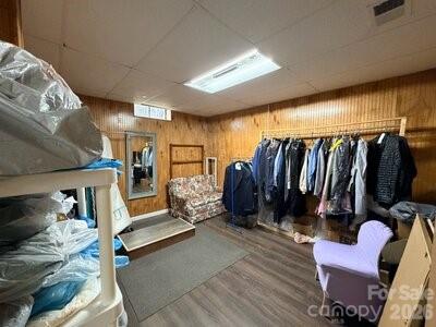 2504 Newton Drive Property Photo 10