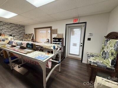 2504 Newton Drive Property Photo 11