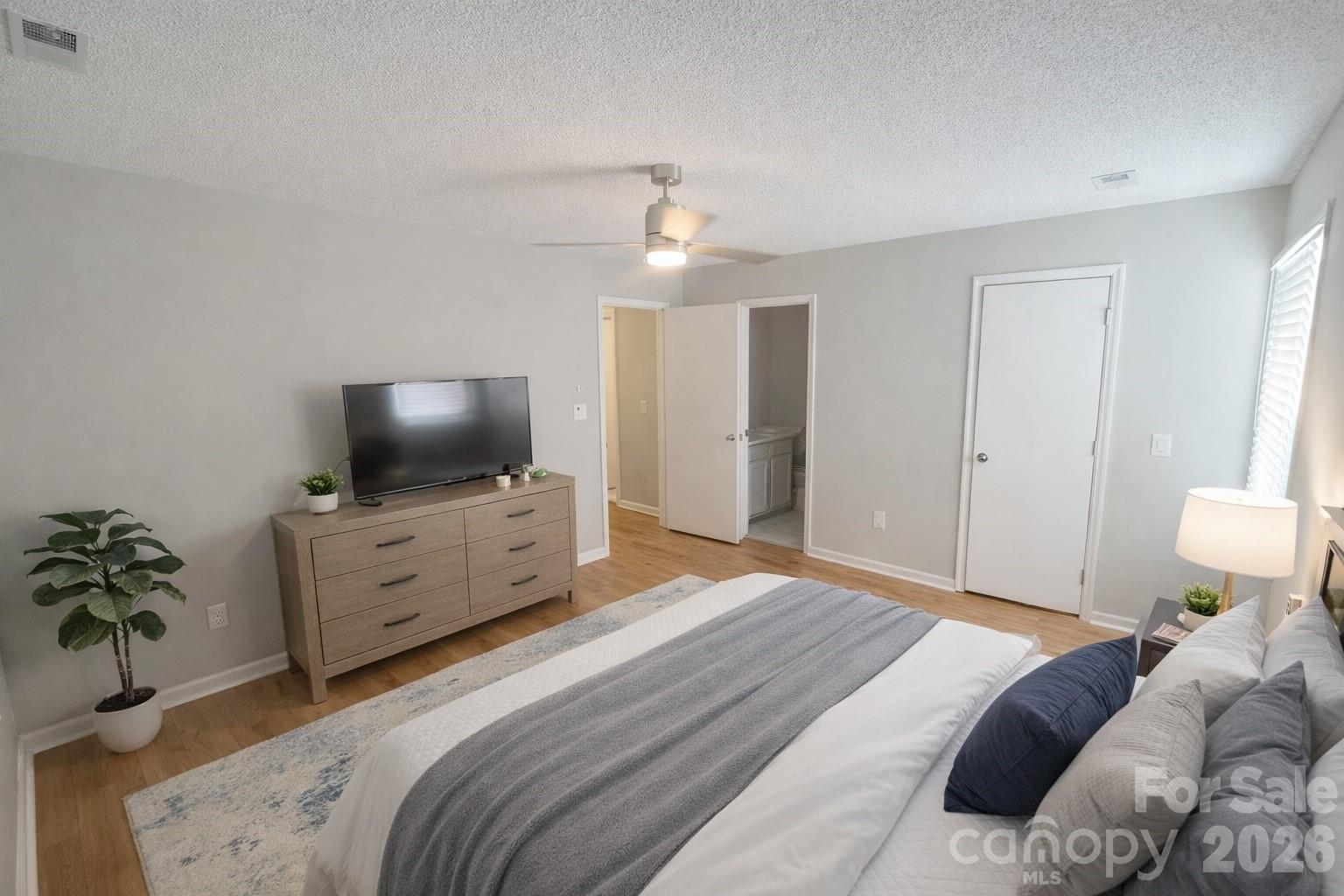 6106 Meadow Rose Lane Property Photo 8