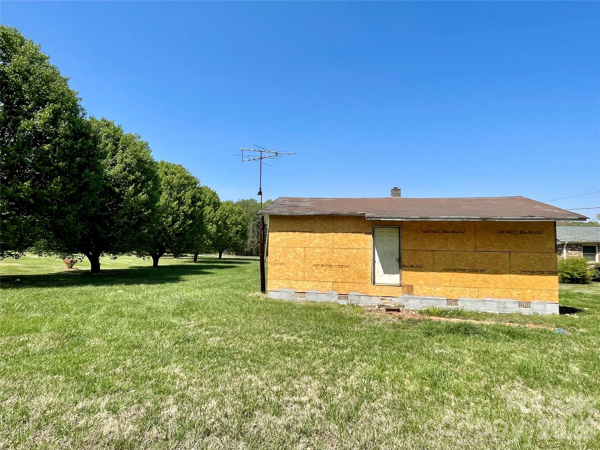 119 Z A Hunter Road Property Photo 1