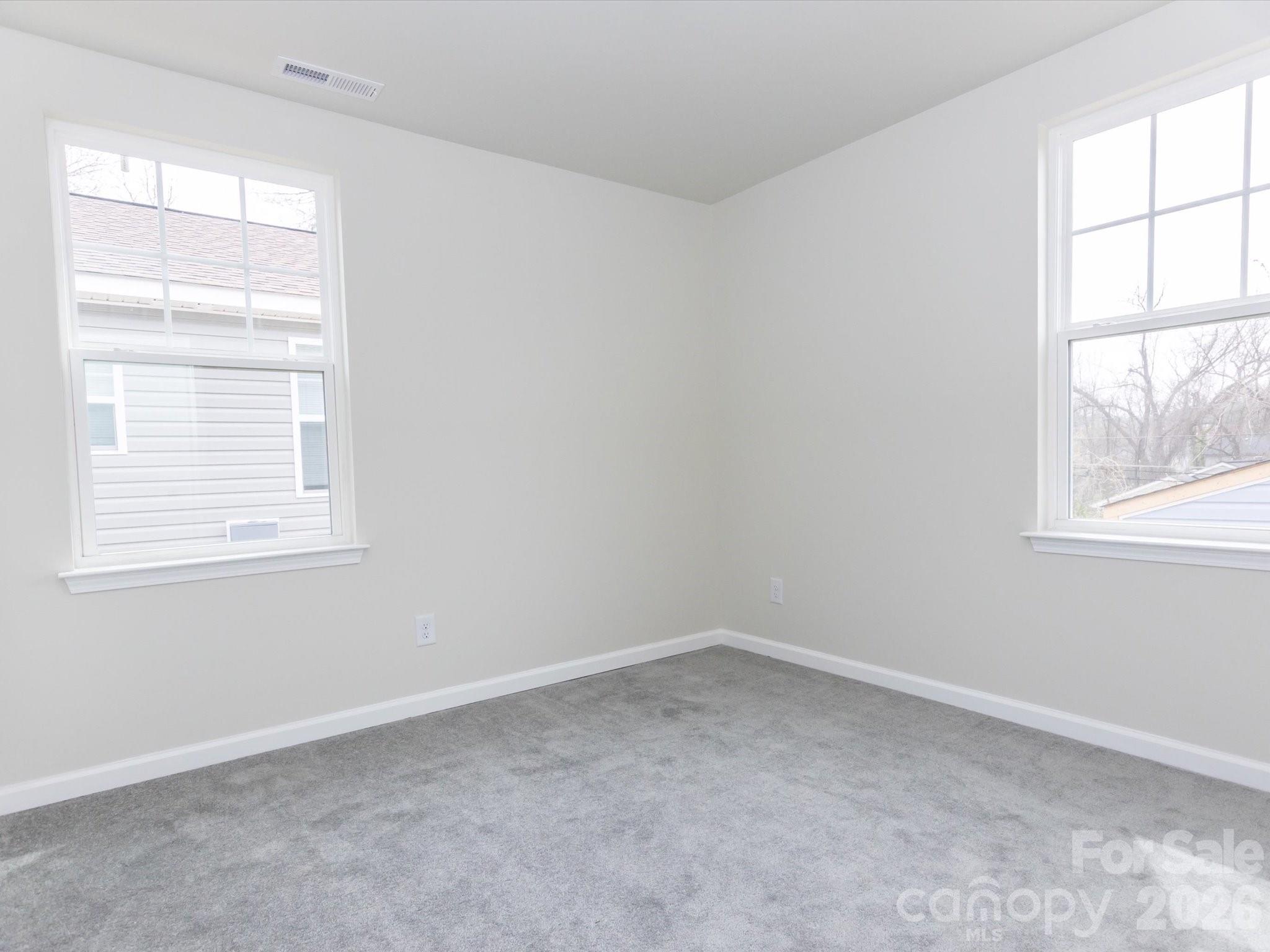 540 Broadway Court Property Photo 14