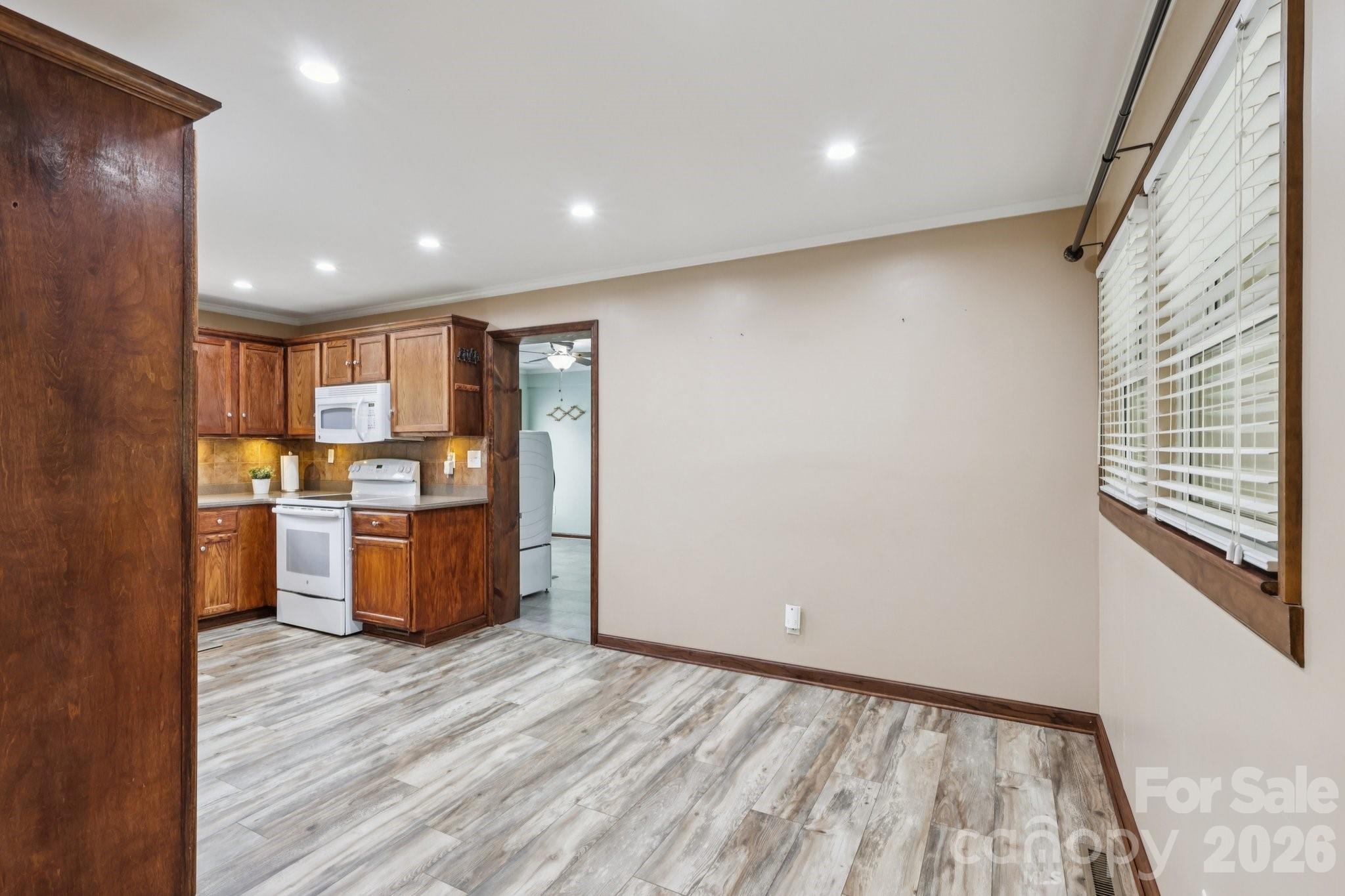 9202 Elgin Drive Property Photo 18
