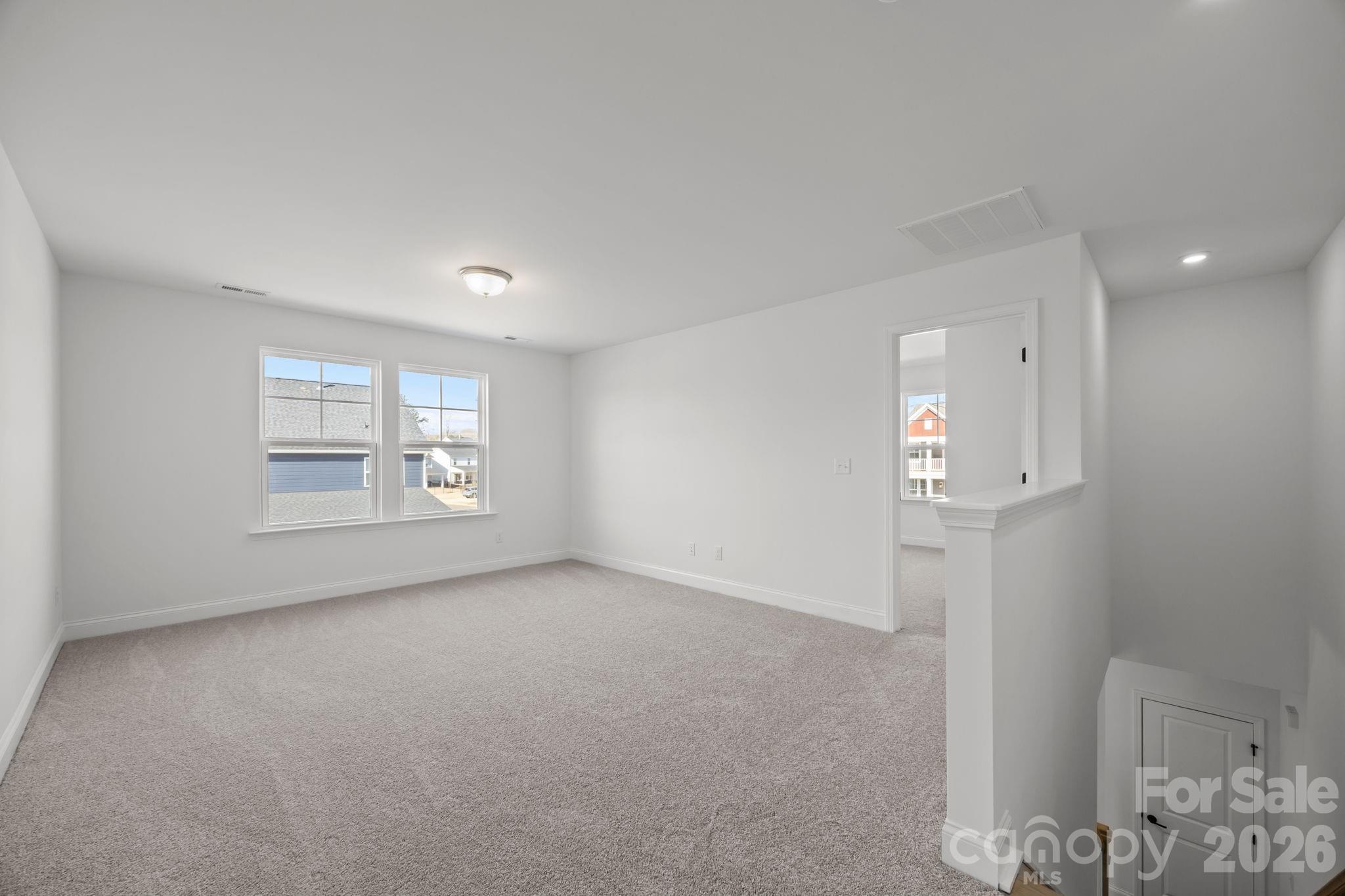 744 Sirius Lane 35 Property Photo 8