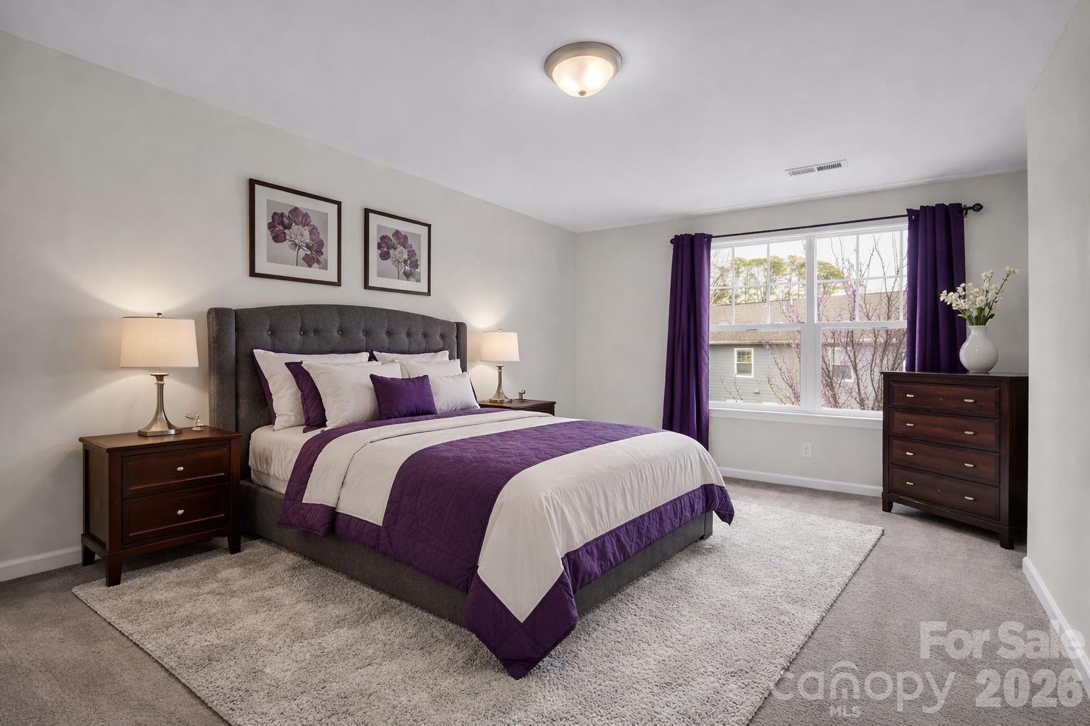 1106 Lynwood Forest Road Property Photo 3