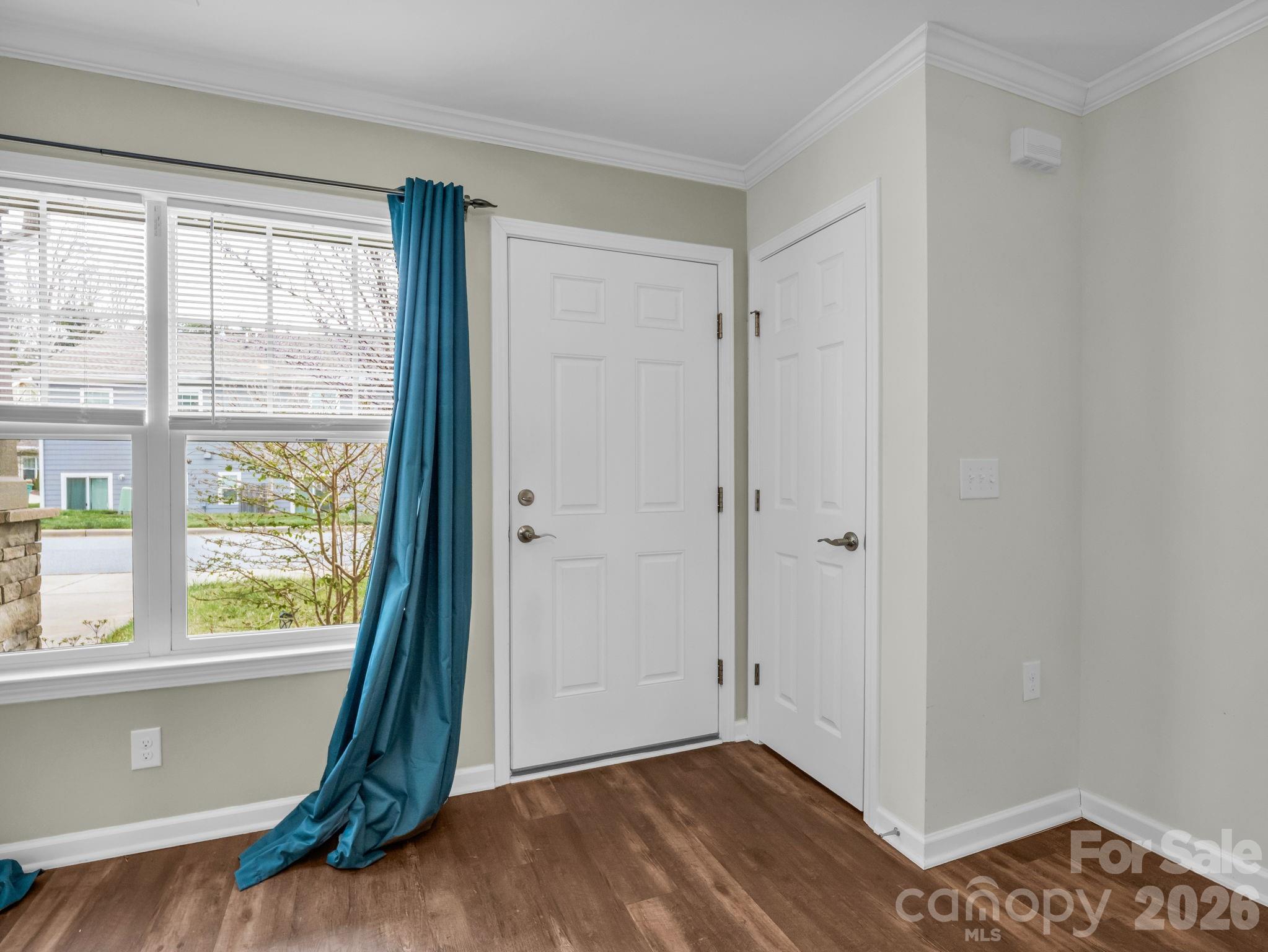 1106 Lynwood Forest Road Property Photo 10