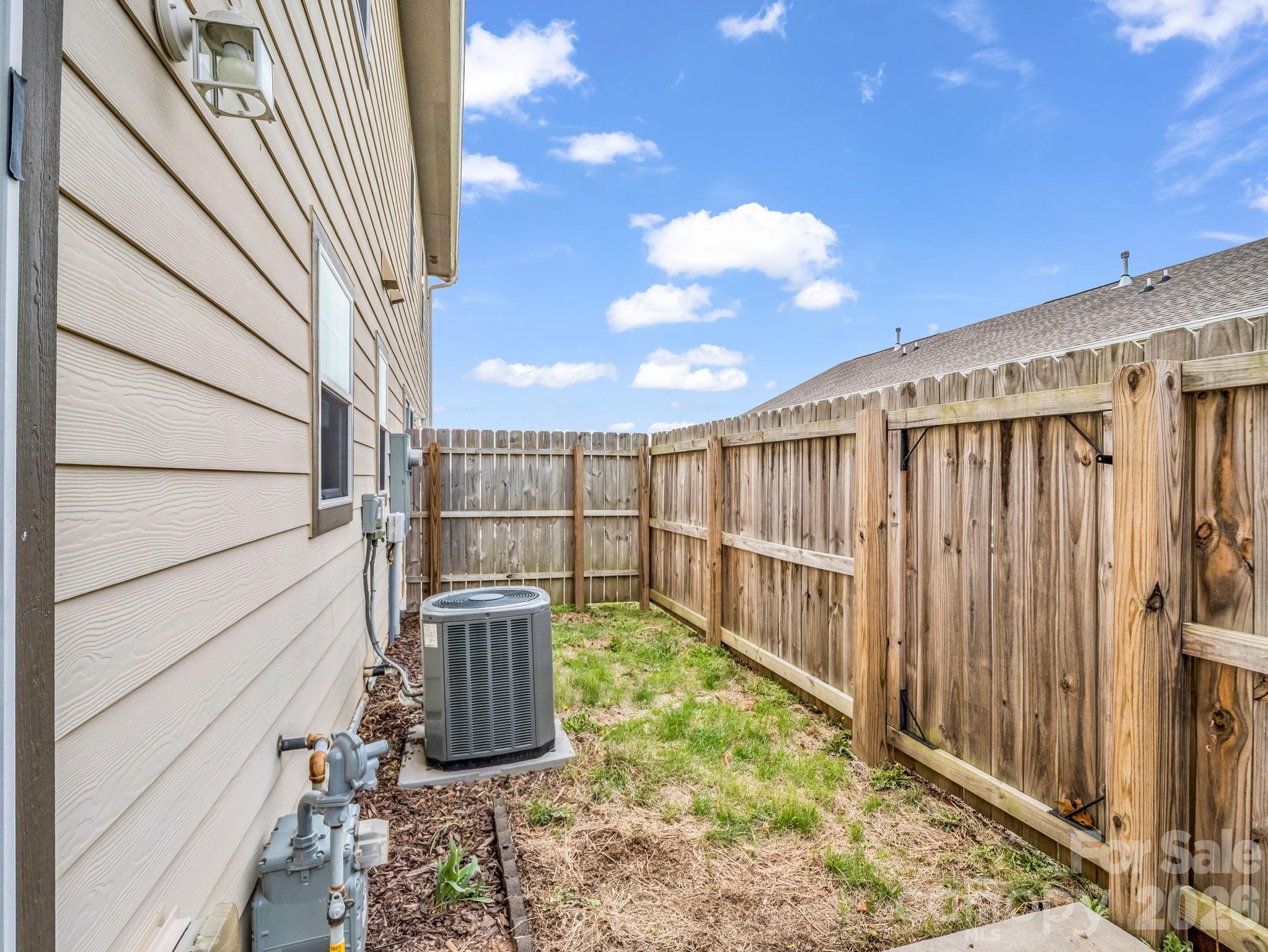 1106 Lynwood Forest Road Property Photo 20