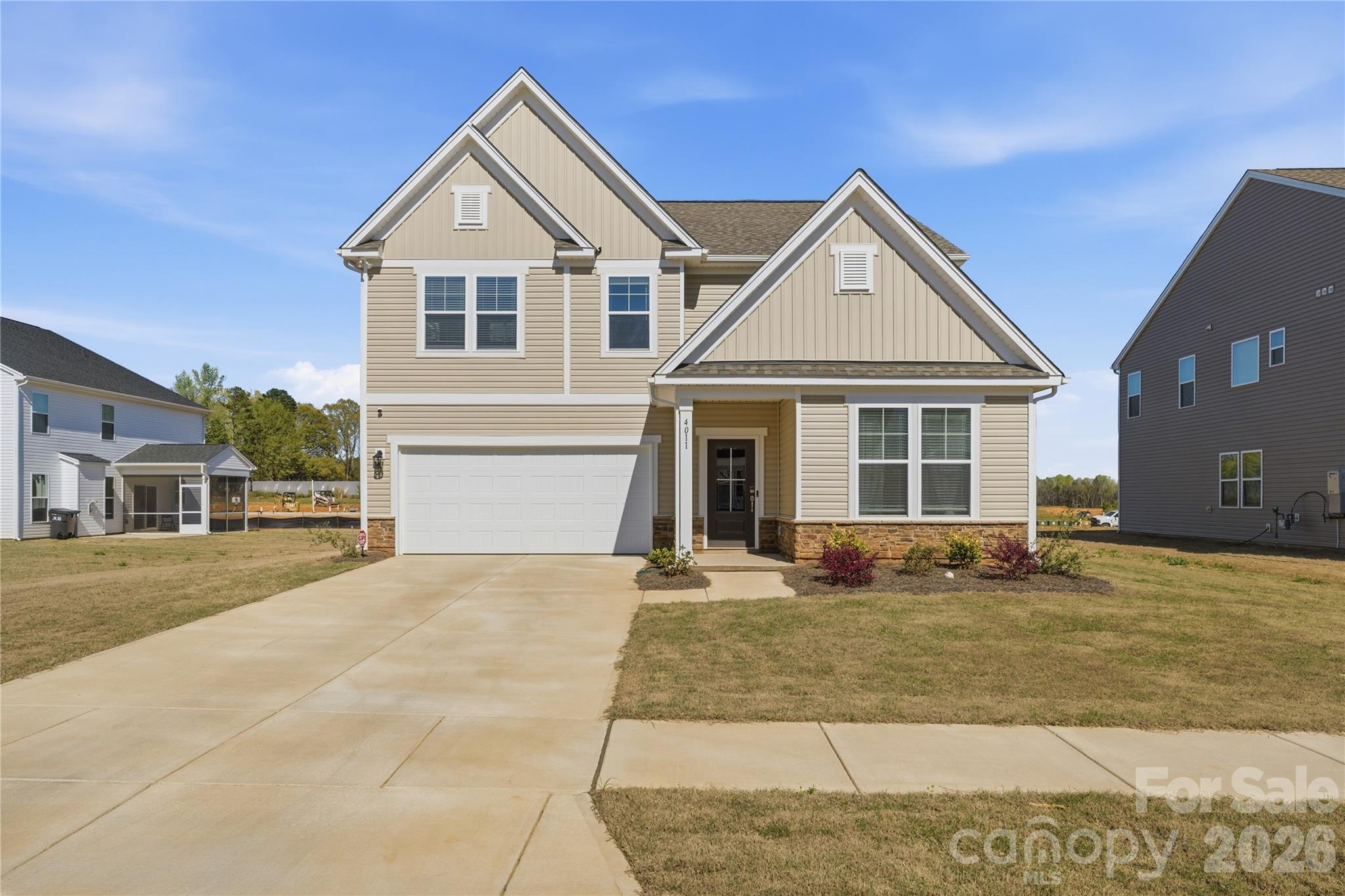 4011 Vista Pine Drive Property Photo 1
