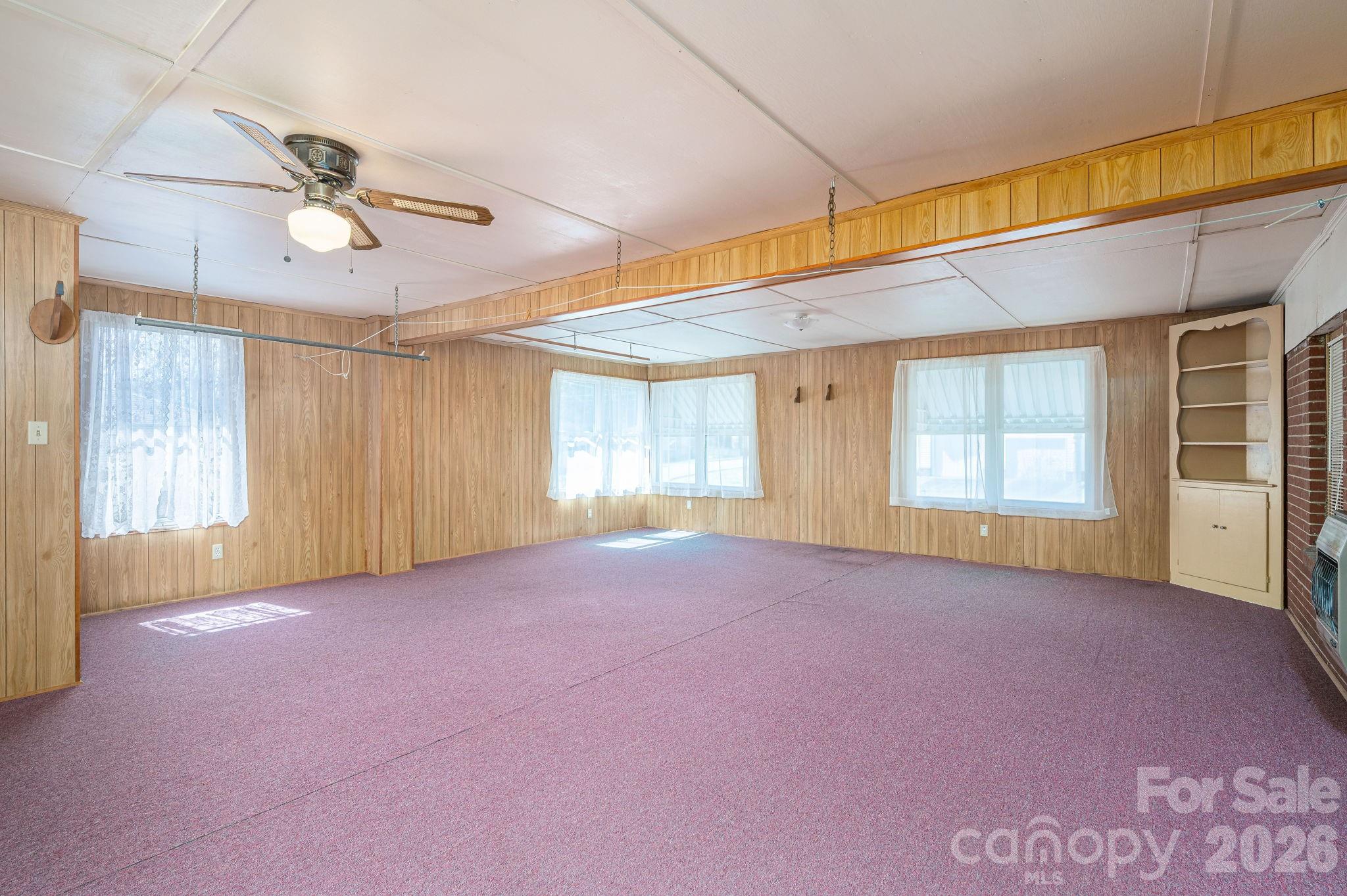 608 N State Street Property Photo 11