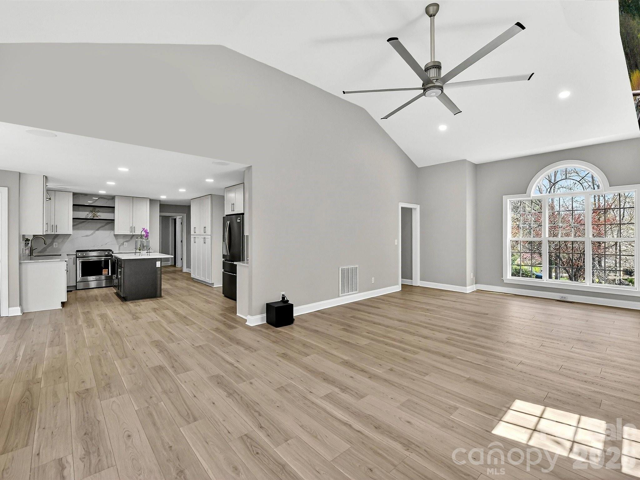 2597 Penngate Drive Property Photo 9