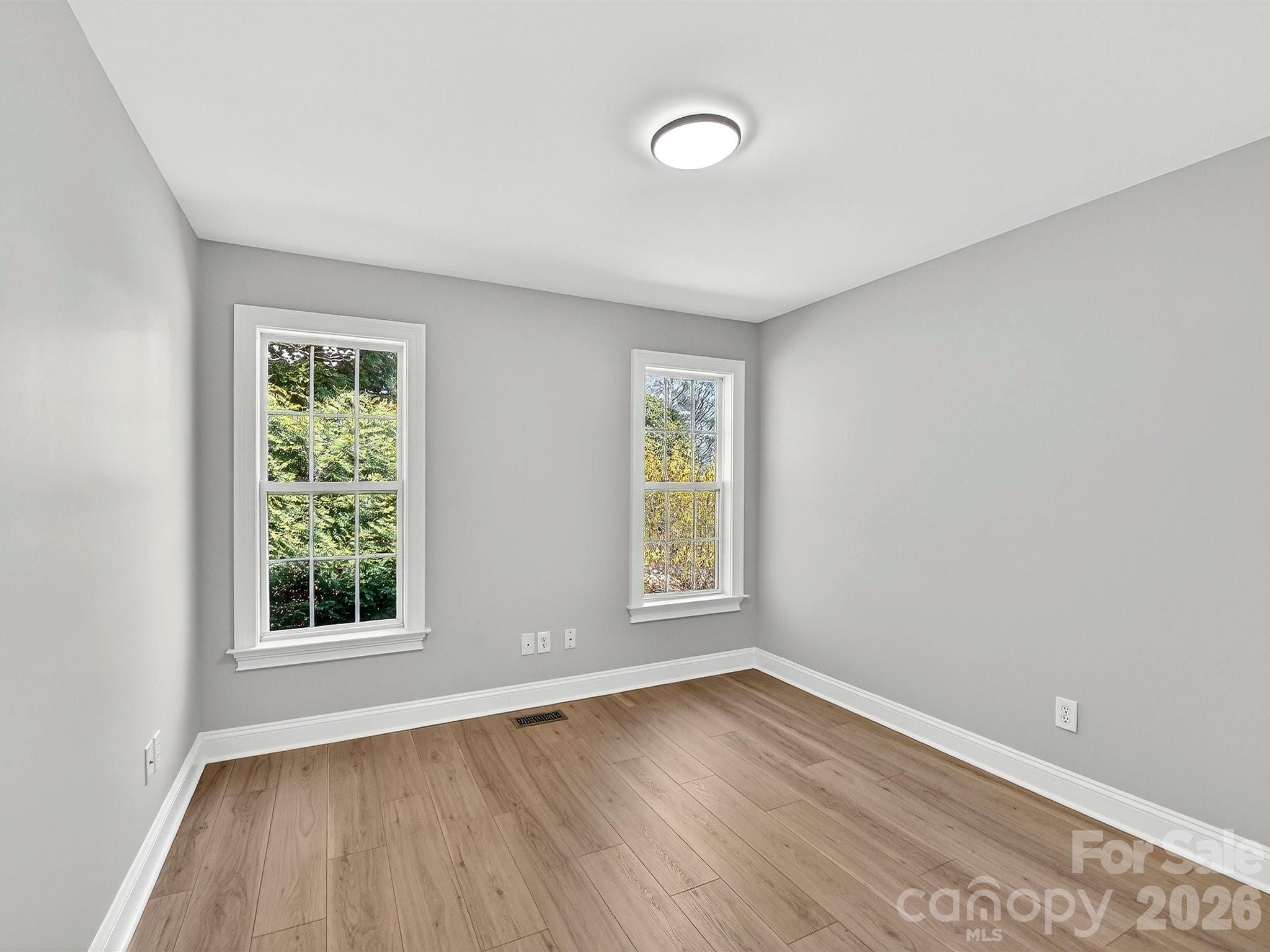 2597 Penngate Drive Property Photo 21
