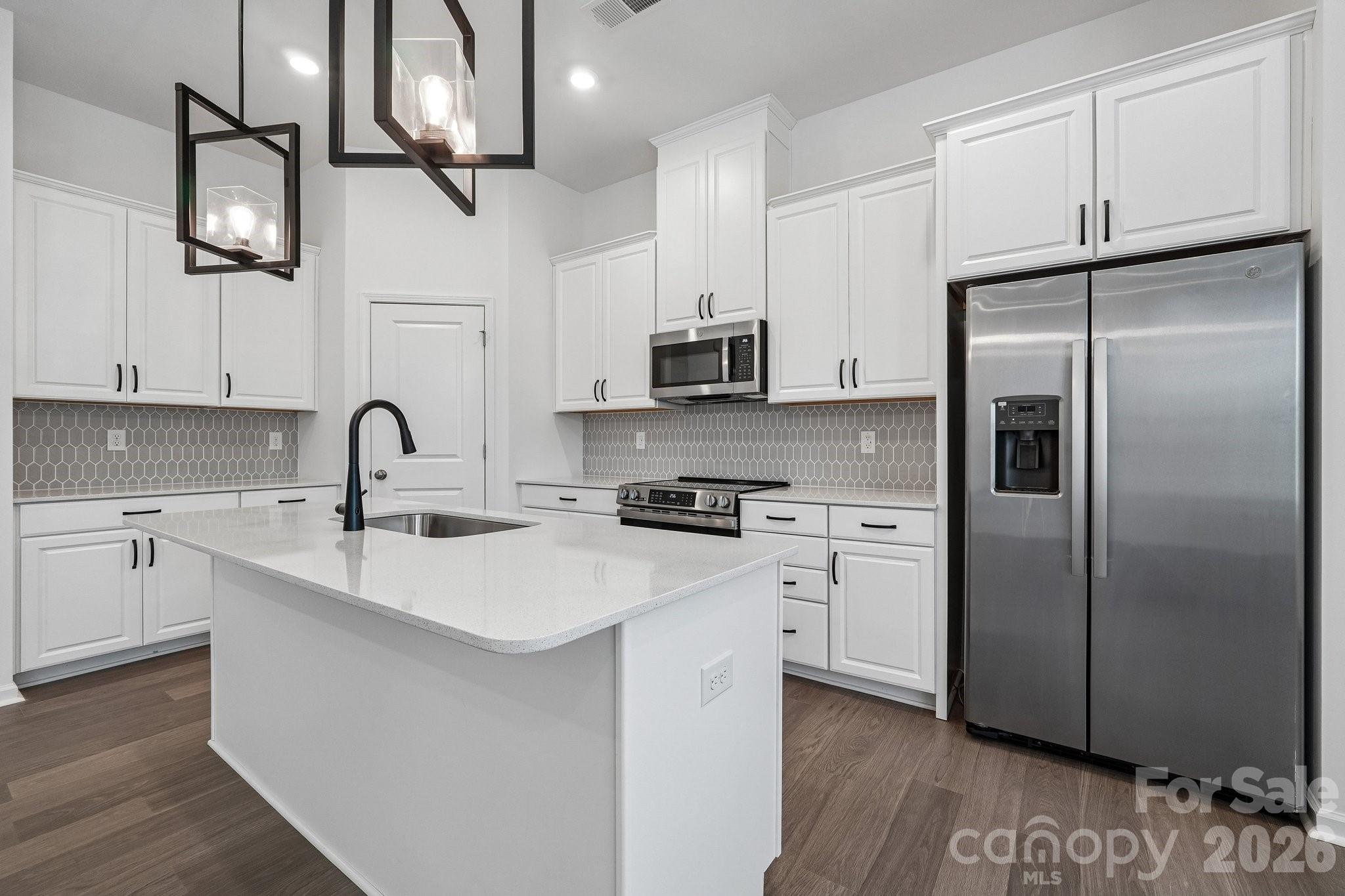 5549 Wolfpack Alley Property Photo 11