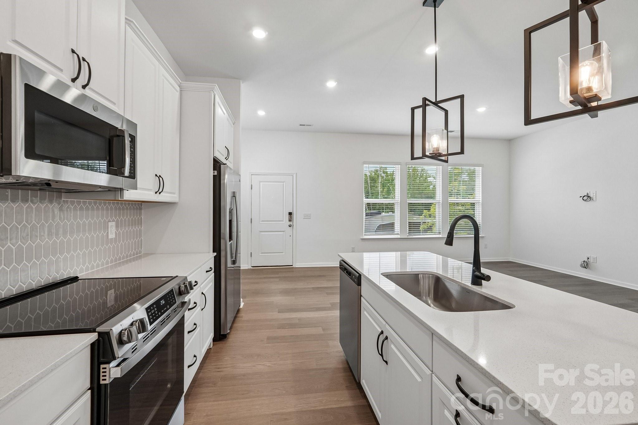 5549 Wolfpack Alley Property Photo 12
